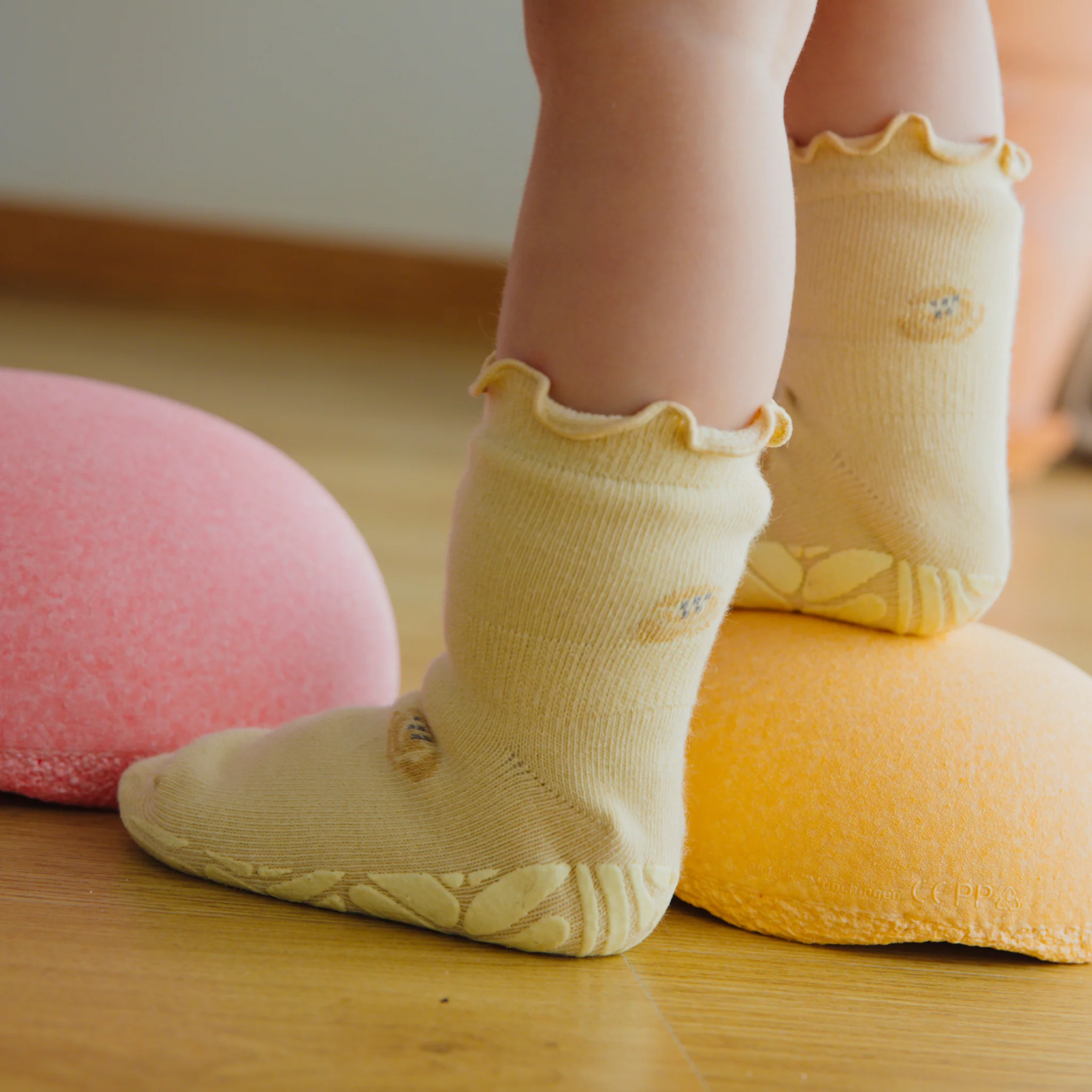 LittleYogaSocks Little Wonder Things- Organic- 4 Pairs of Stay-On Baby & Toddler Non-Slip Socks - Image 8