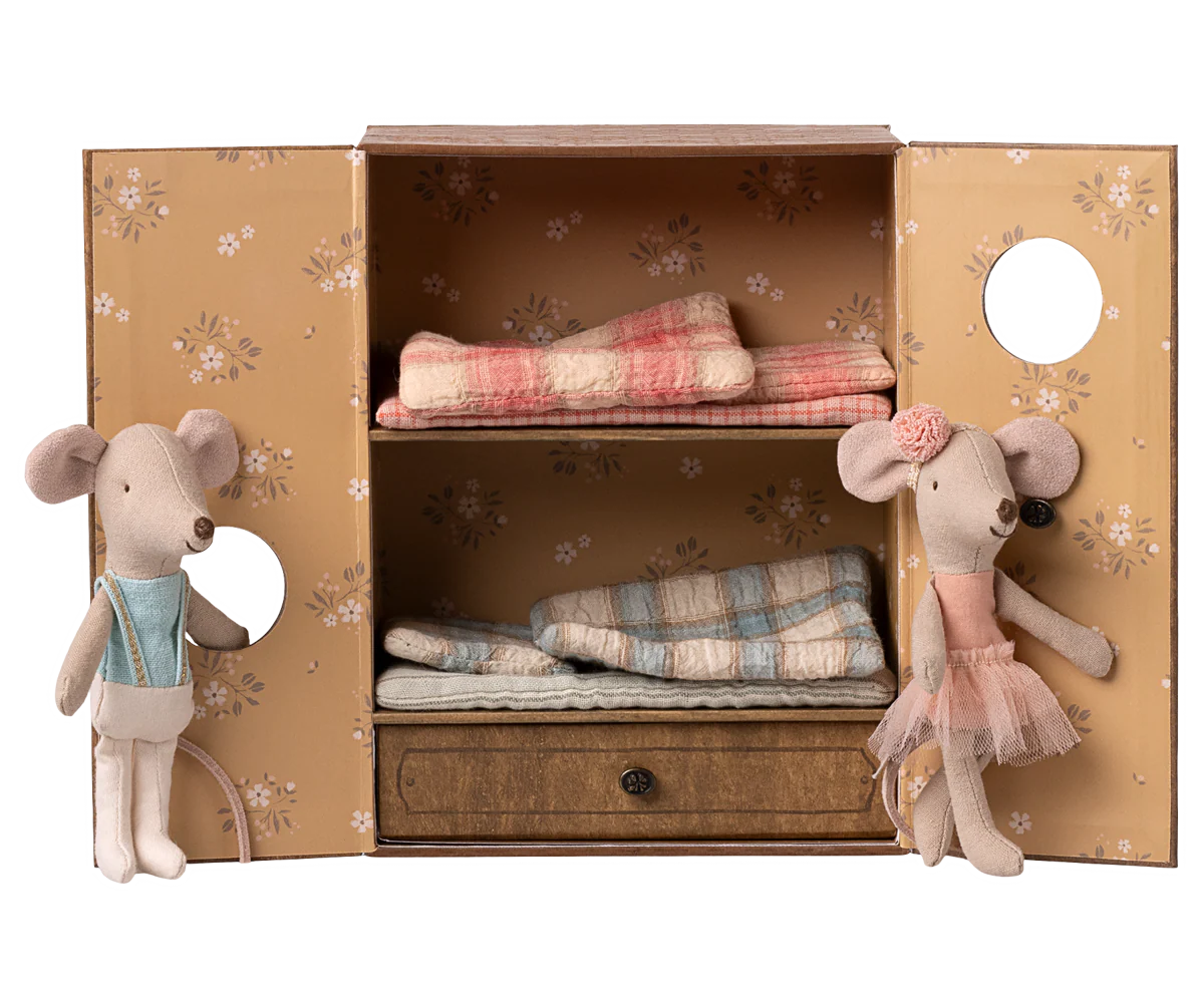 Maileg Ballet mice in dance studio, Little sister and brother - Image 5