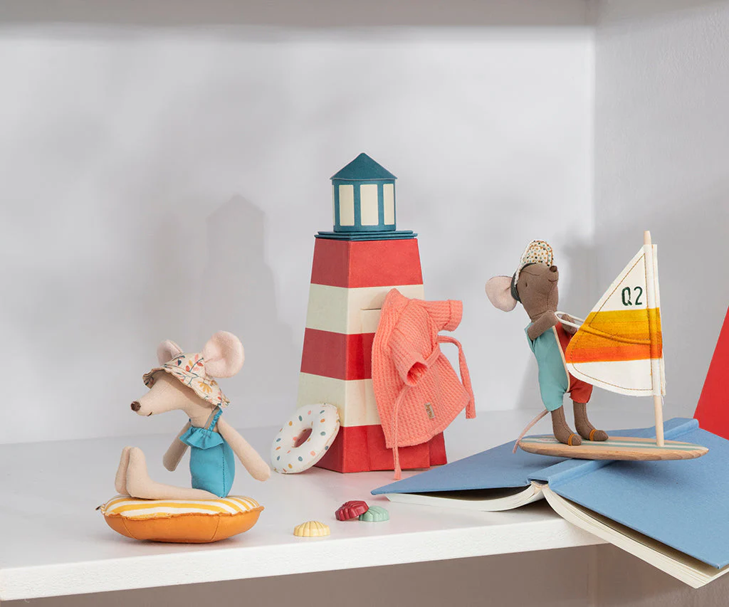 Maileg Bathrobe - Coral, Dad/Mum Mouse - Image 3