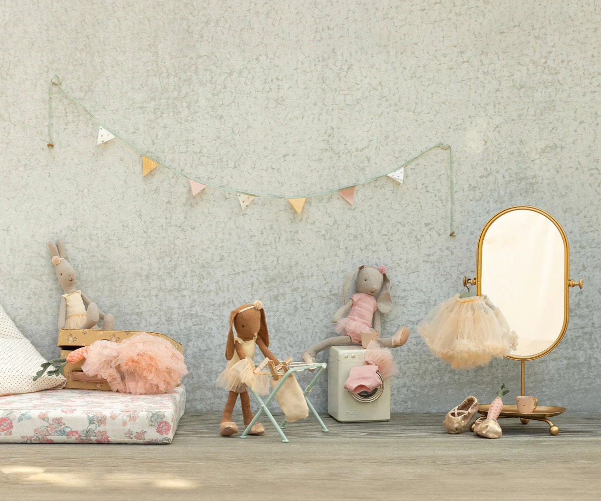 Maileg Bunny size 2, Classic - Ballet suit and skirt rose - Image 2
