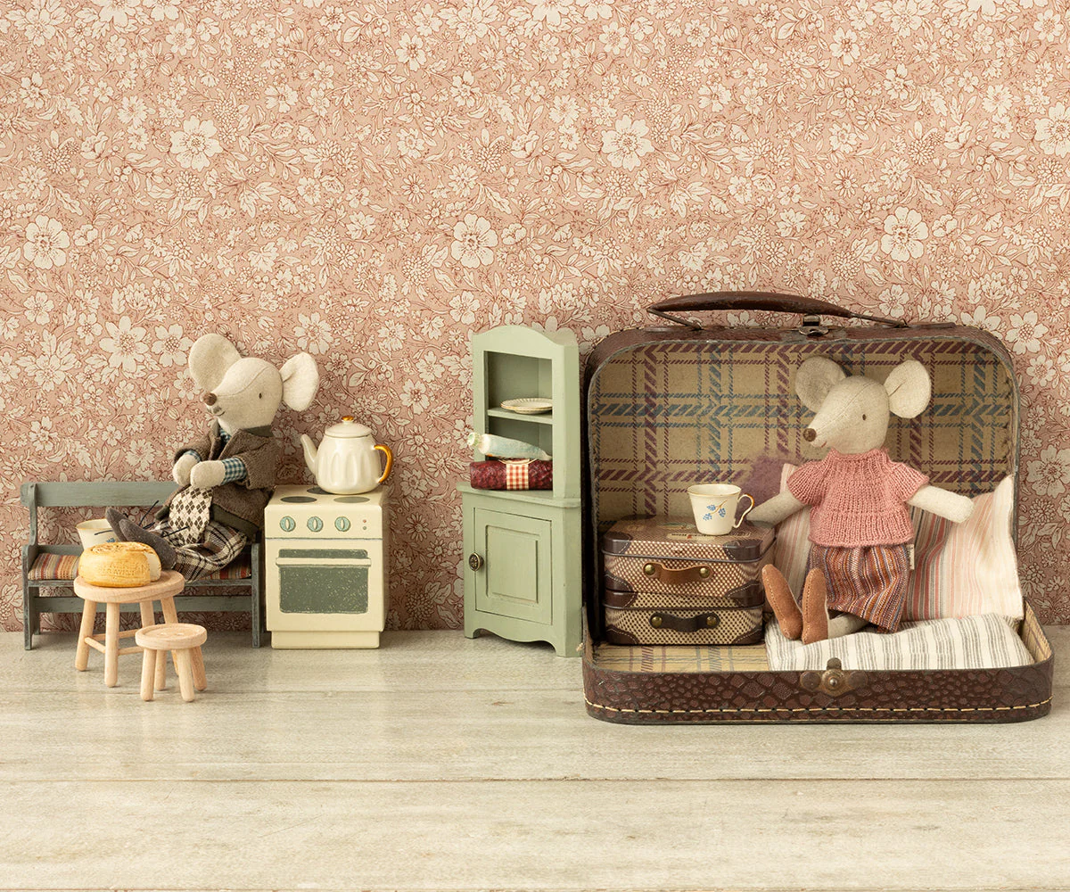 Maileg Corner Cabinet, Mouse - Light Green - Image 3