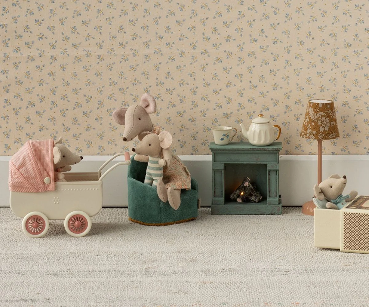 Maileg Fireplace, Mouse - Blue - Image 3
