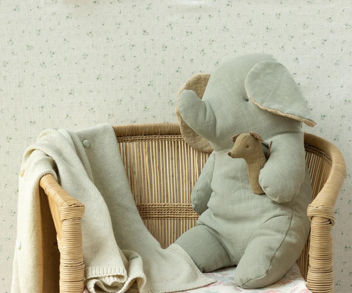 Maileg Lullaby friends, Mouse rattle - Light umber - Image 3