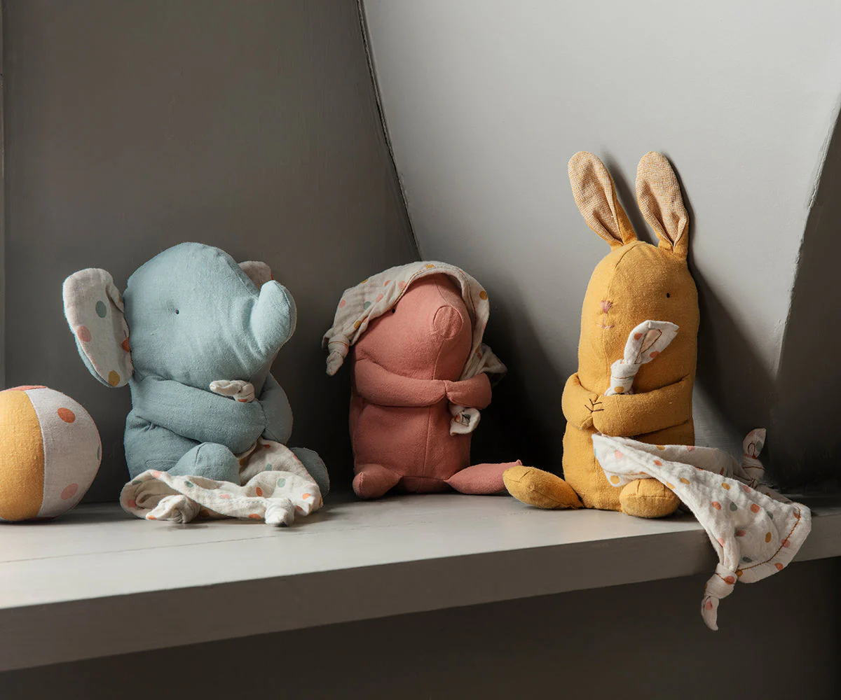 Maileg Lullaby Friends - Pig - Image 3