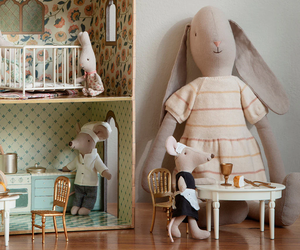 Maileg Maid Mouse, Big Sister/Brother - Image 2