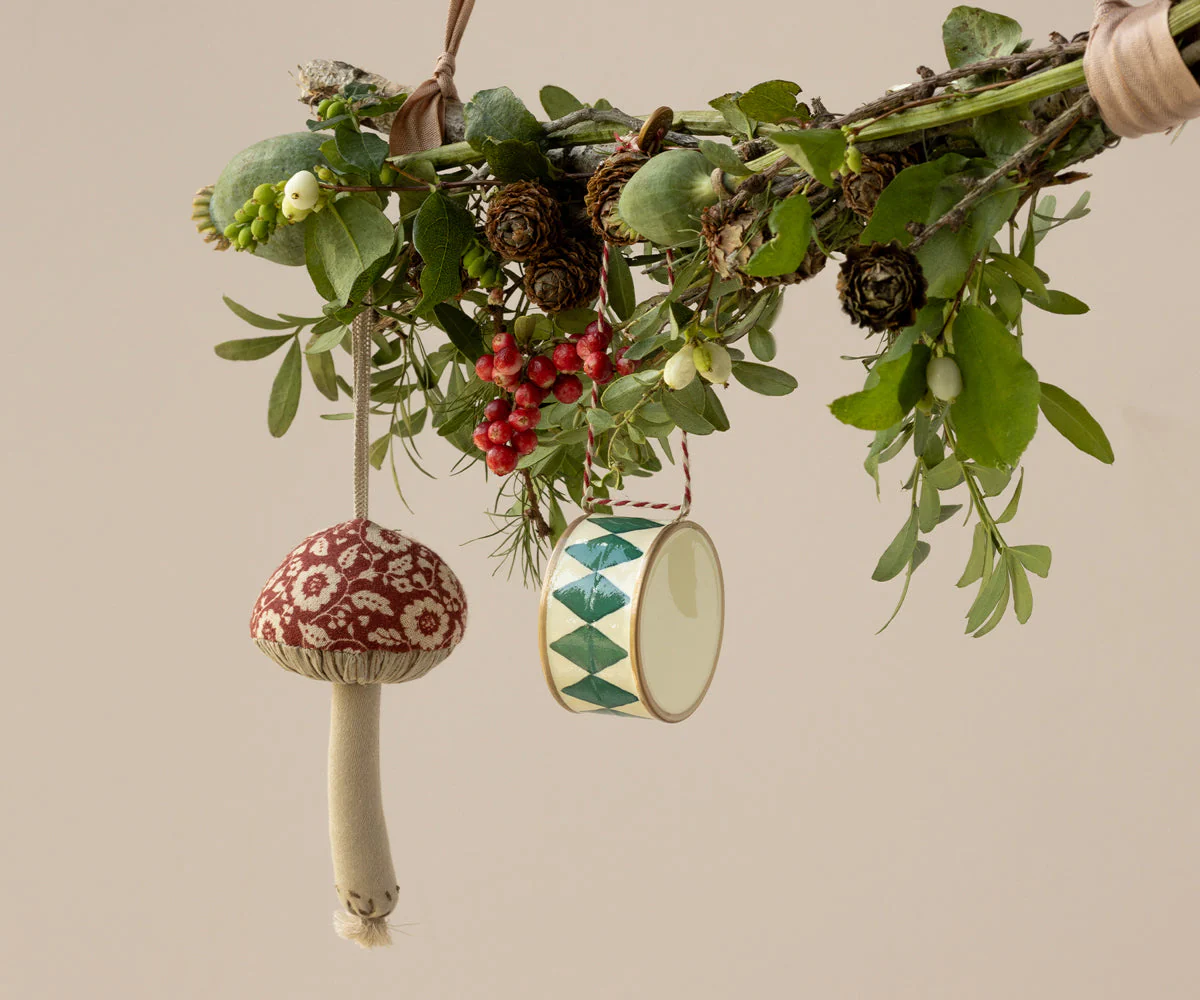 Maileg Metal ornament, Large drum - Dark green - Image 2