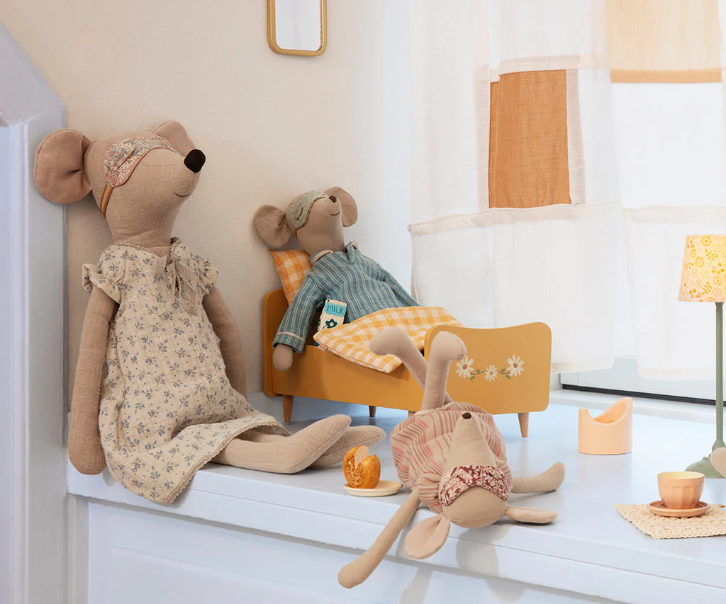 Maileg Nightgown, Maxi Mouse - Image 3