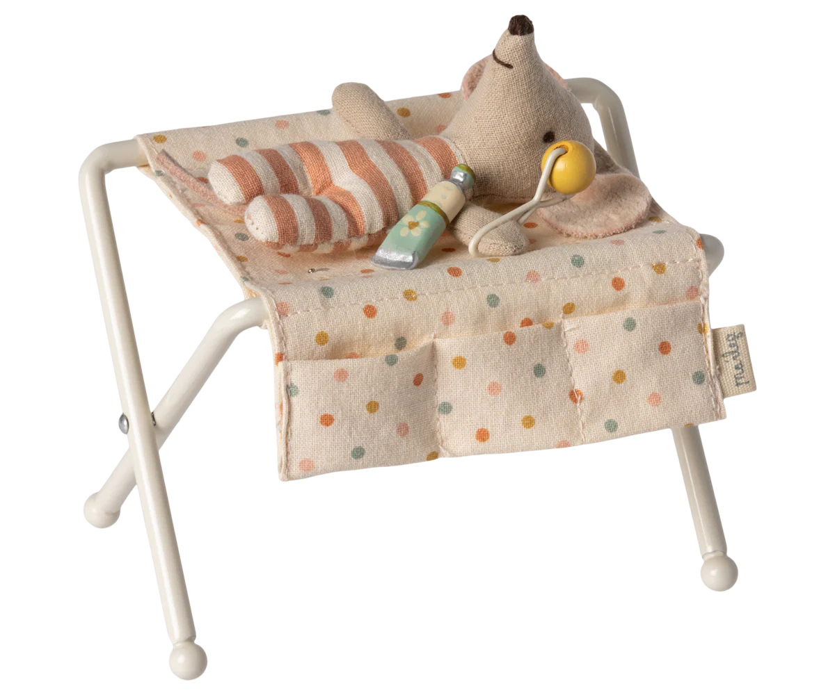 Maileg Nursery table, Baby mouse - Off white - Image 3