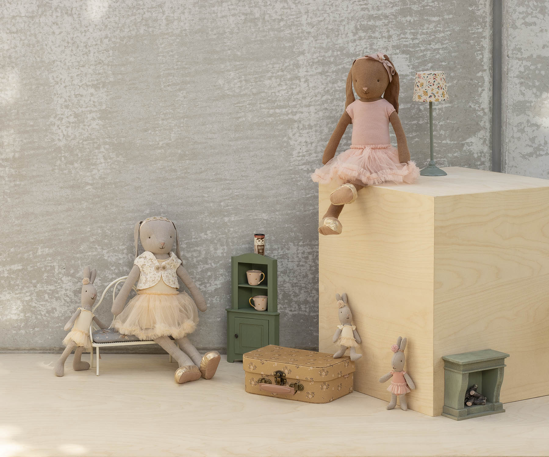 Maileg Rabbit, Micro - Ballet suit and skirt cream - Image 4