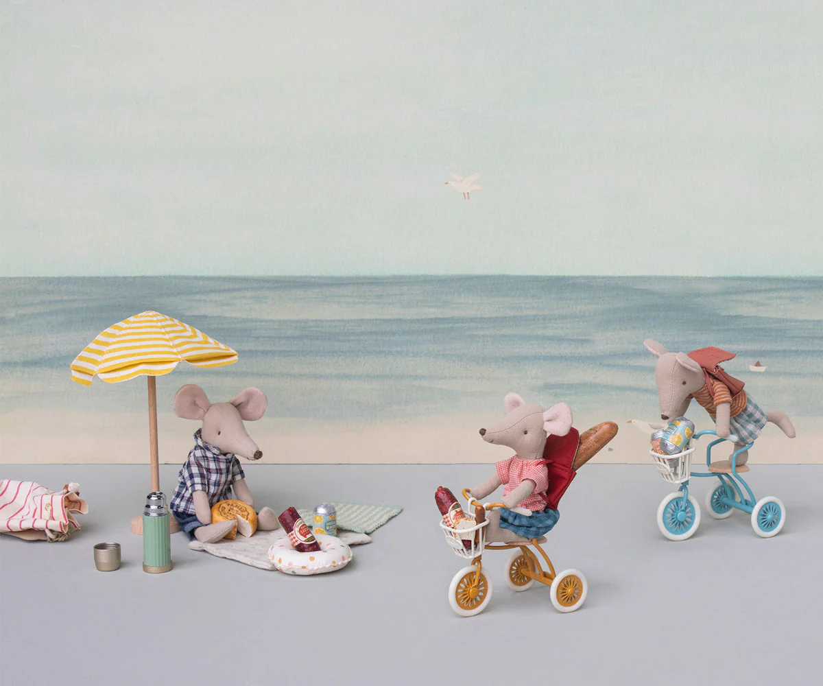 Maileg Tricycle Basket, Mouse - Image 3