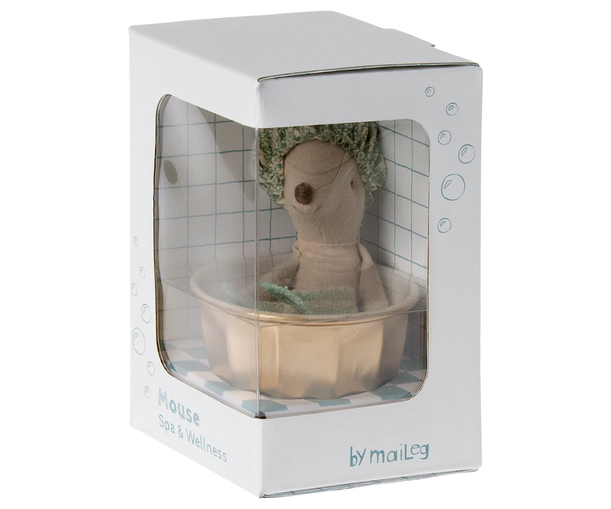 Maileg Wellness Mouse, Big Sister - Mint - Image 5
