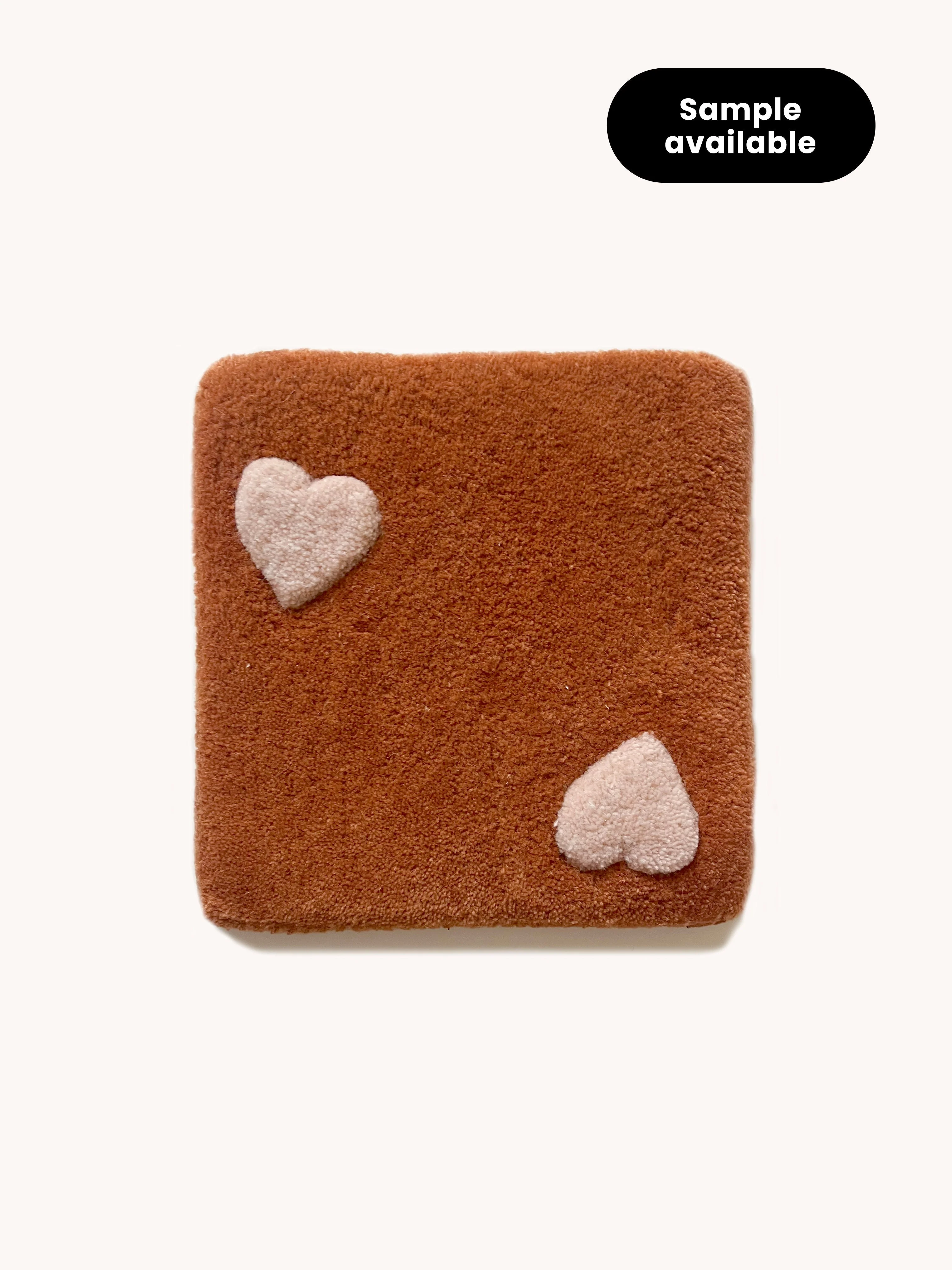 Maison Deux Rug HEARTS Brown / Pink Print 6.5 x 9.8ft - Image 3