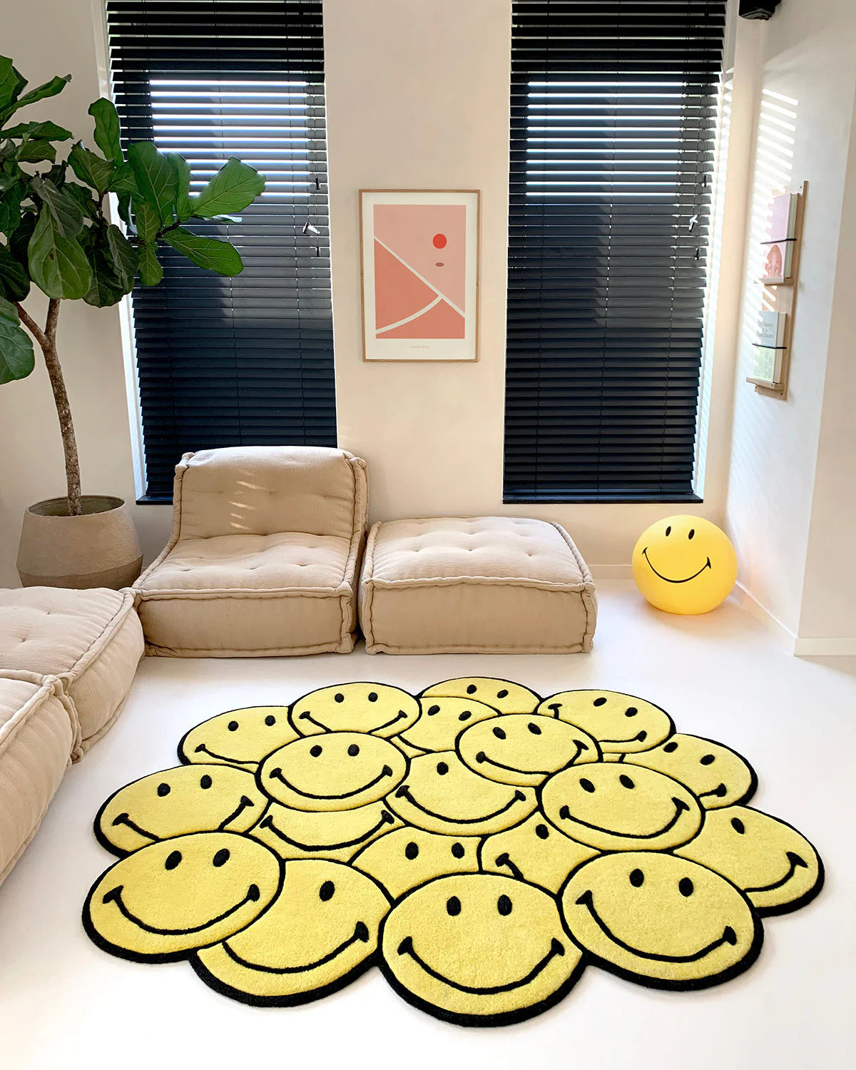 Maison Deux Rug SMILEY Bunch Yellow / Black Print 2.5 x 6ft - Image 2
