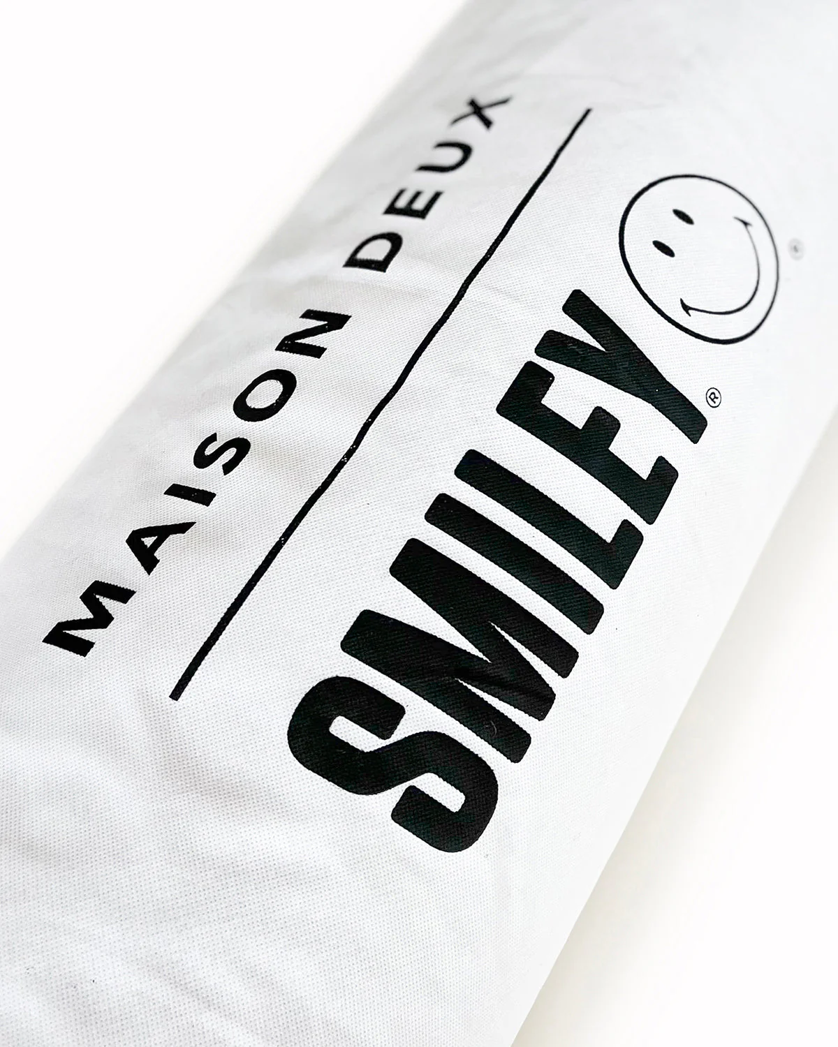 Maison Deux Rug SMILEY White Natural Round Diam. 3.2ft - Image 3