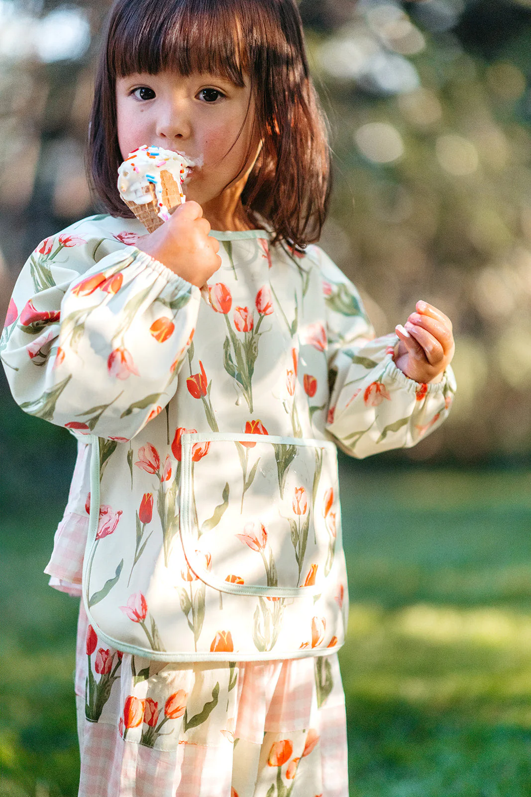 Milkbarn Strawberry Long Sleeve Pocket Bib - Image 10