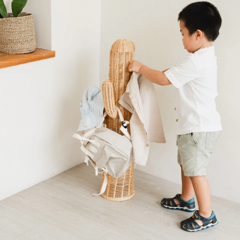 Momiji Cactus Kids Coat Light Stand - Image 4