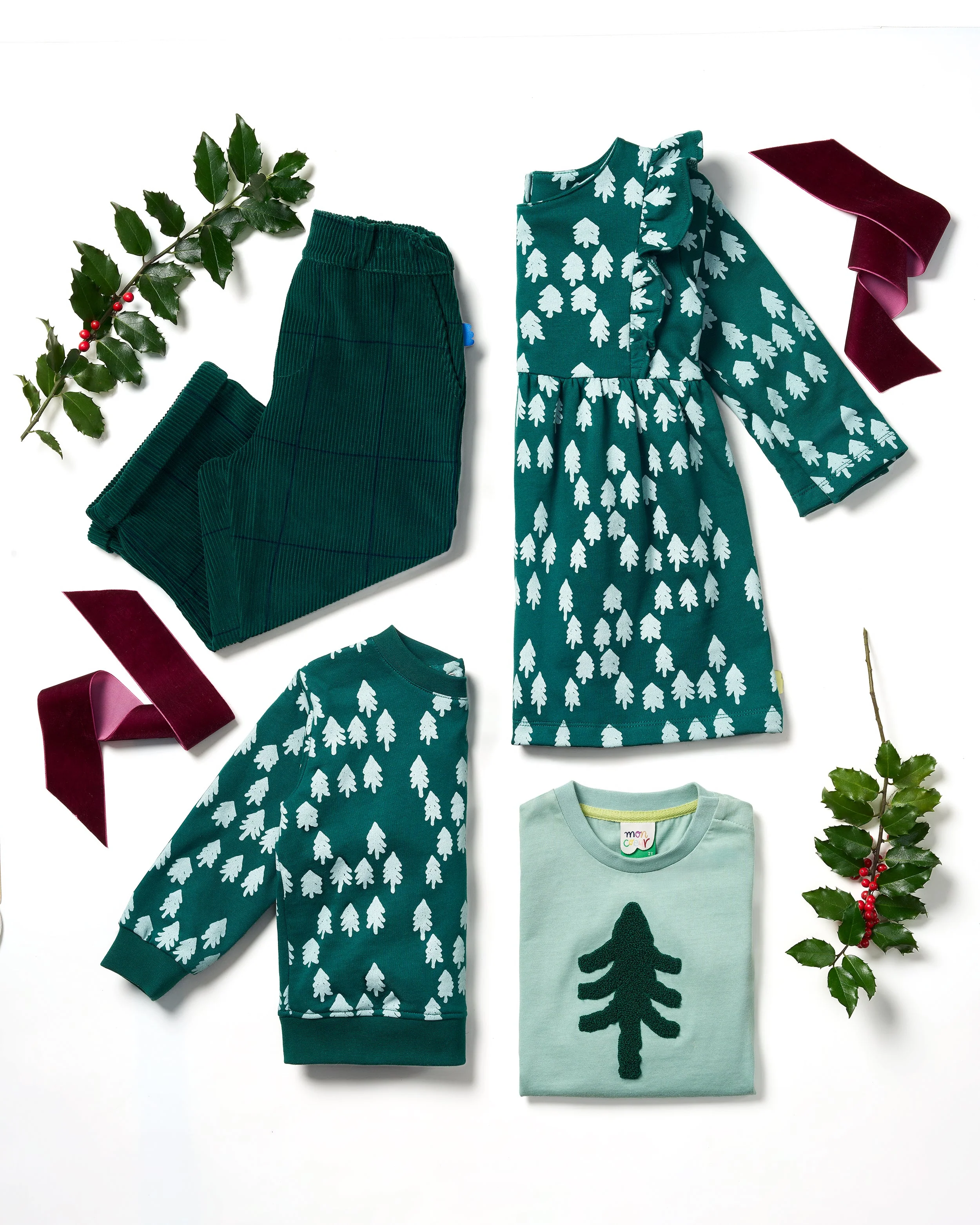 Mon Coeur Snowy Pine T-Shirt - Image 4