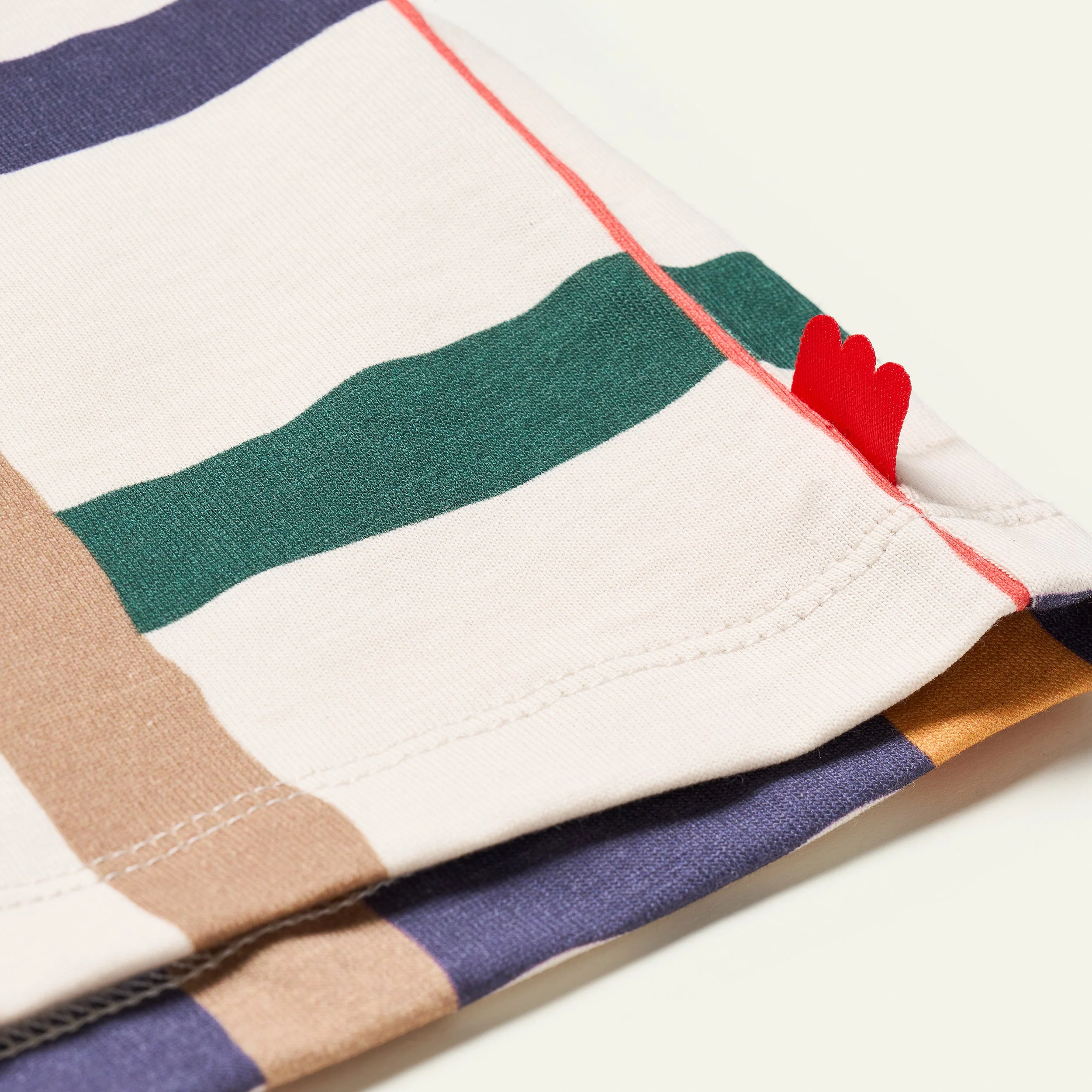 Mon Coeur Warm Grid T-Shirt - Image 4