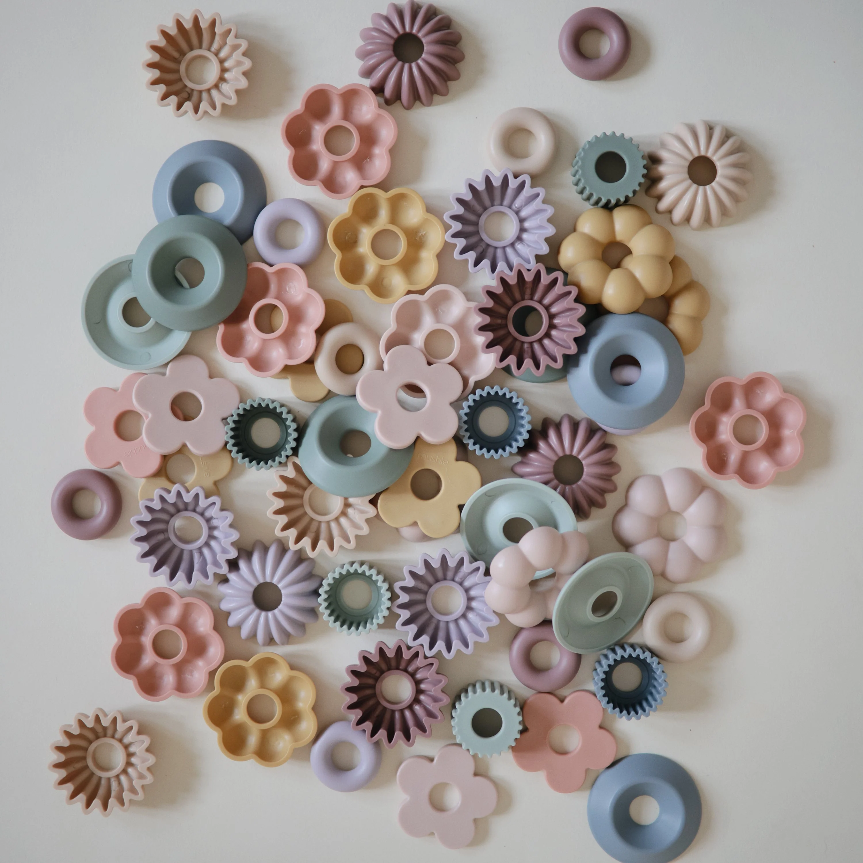 Mushie Bead Lacing Toy Set - Image 8