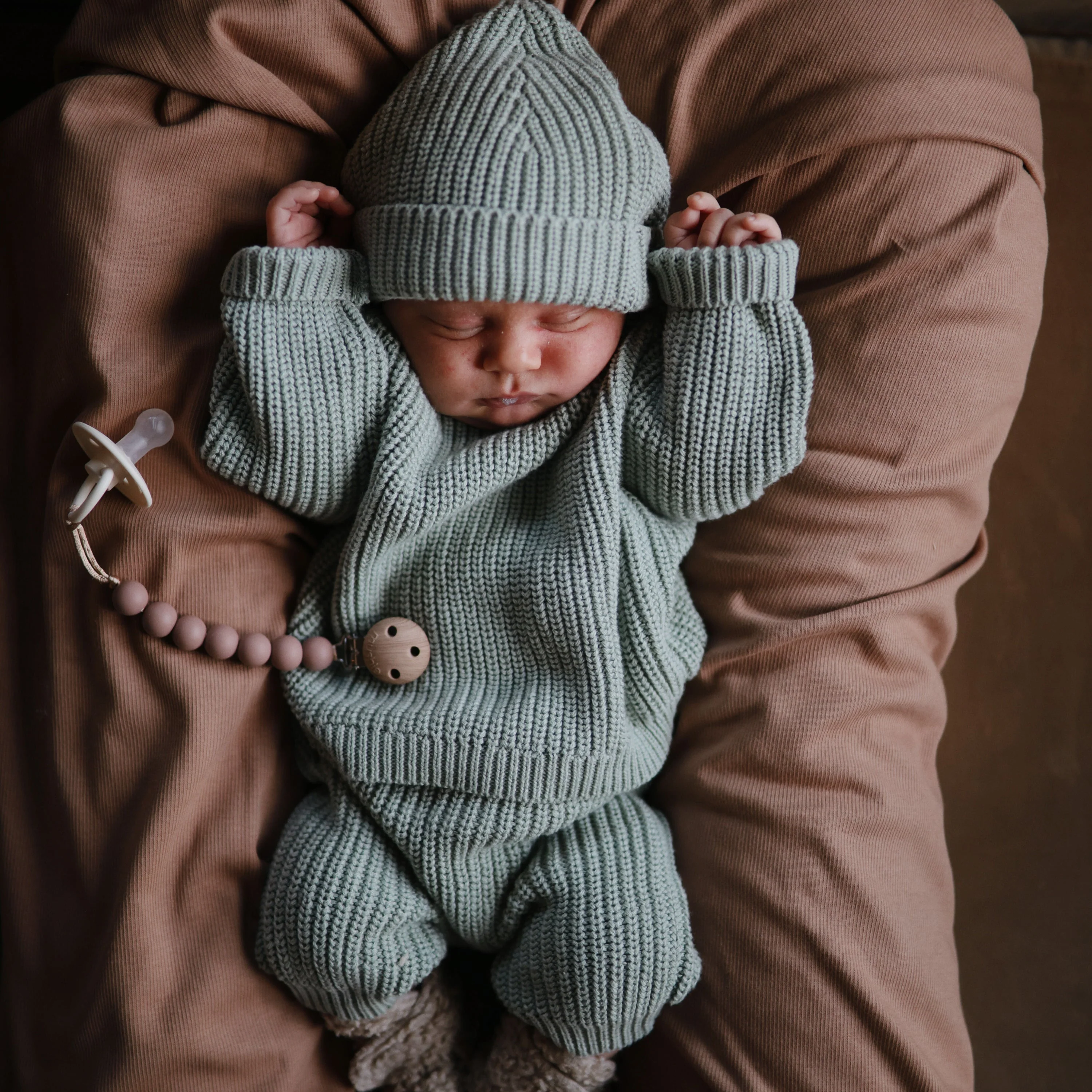 Mushie Chunky Knit Beanie - Image 11