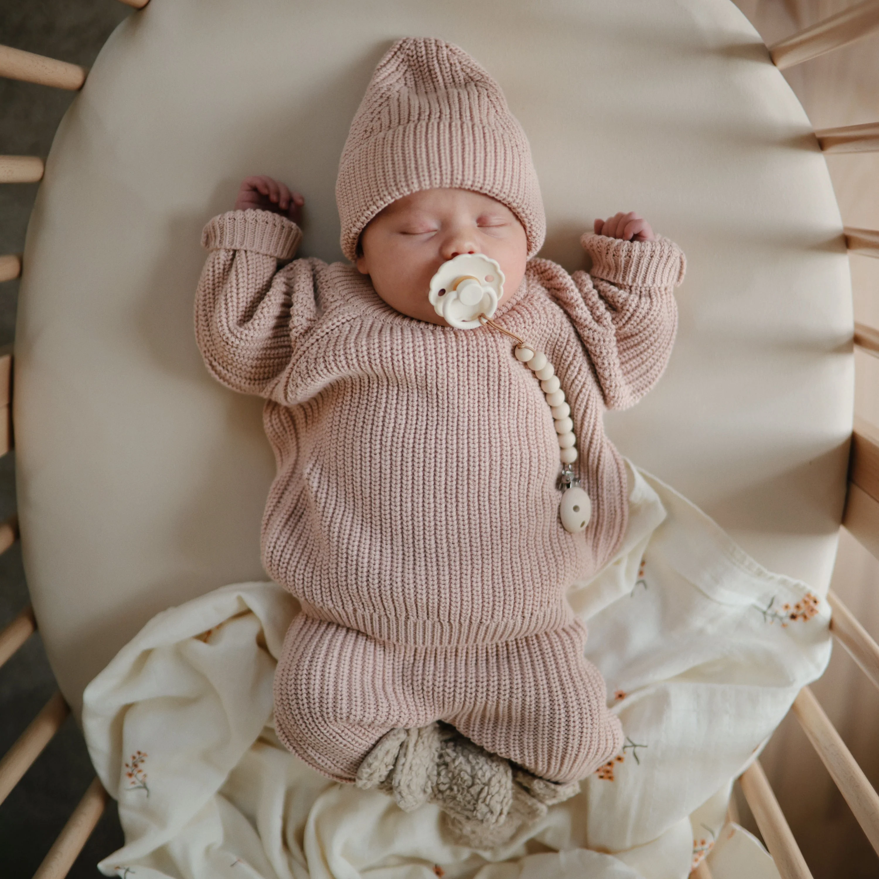 Mushie Chunky Knit Beanie - Image 7
