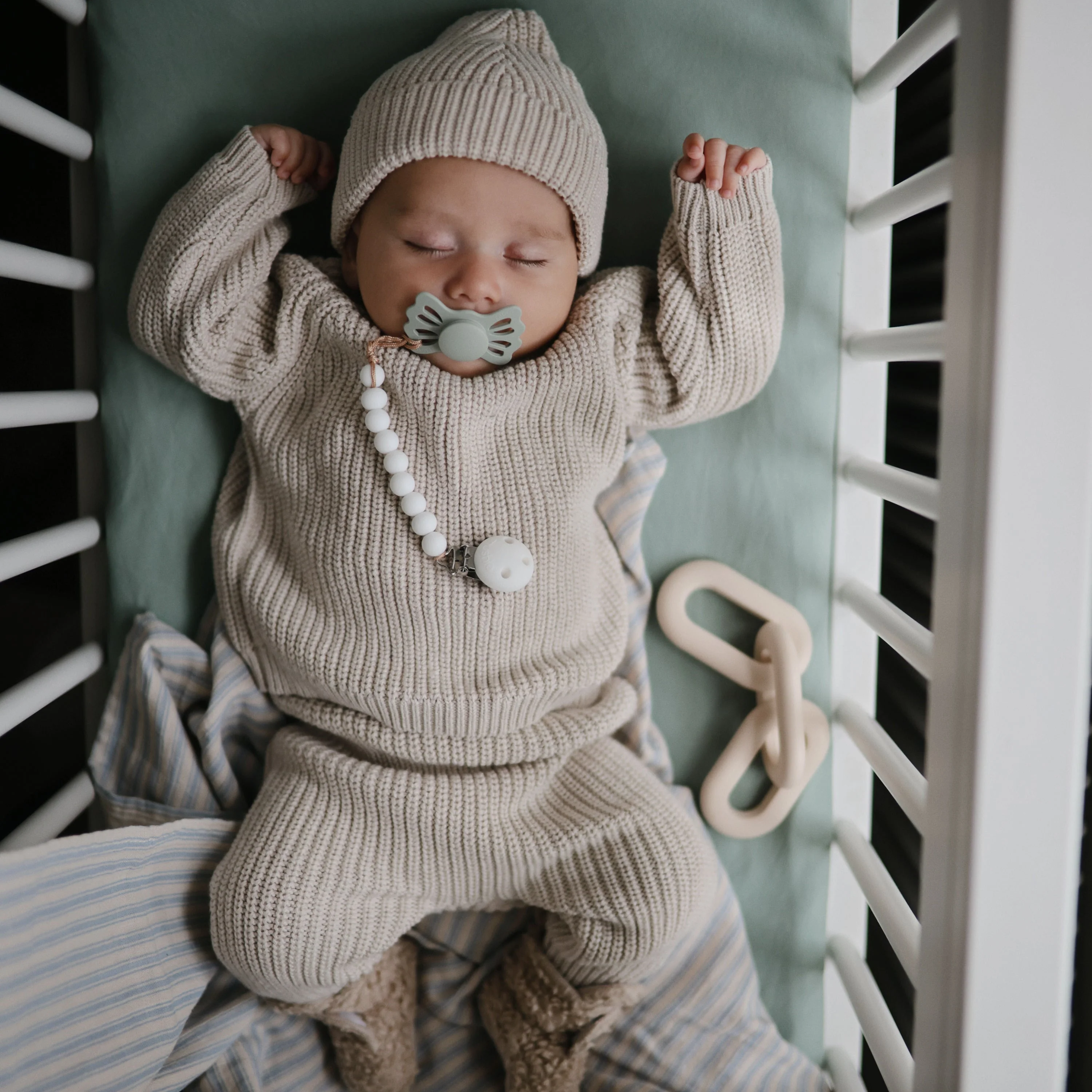 Mushie Chunky Knit Pants - Image 10