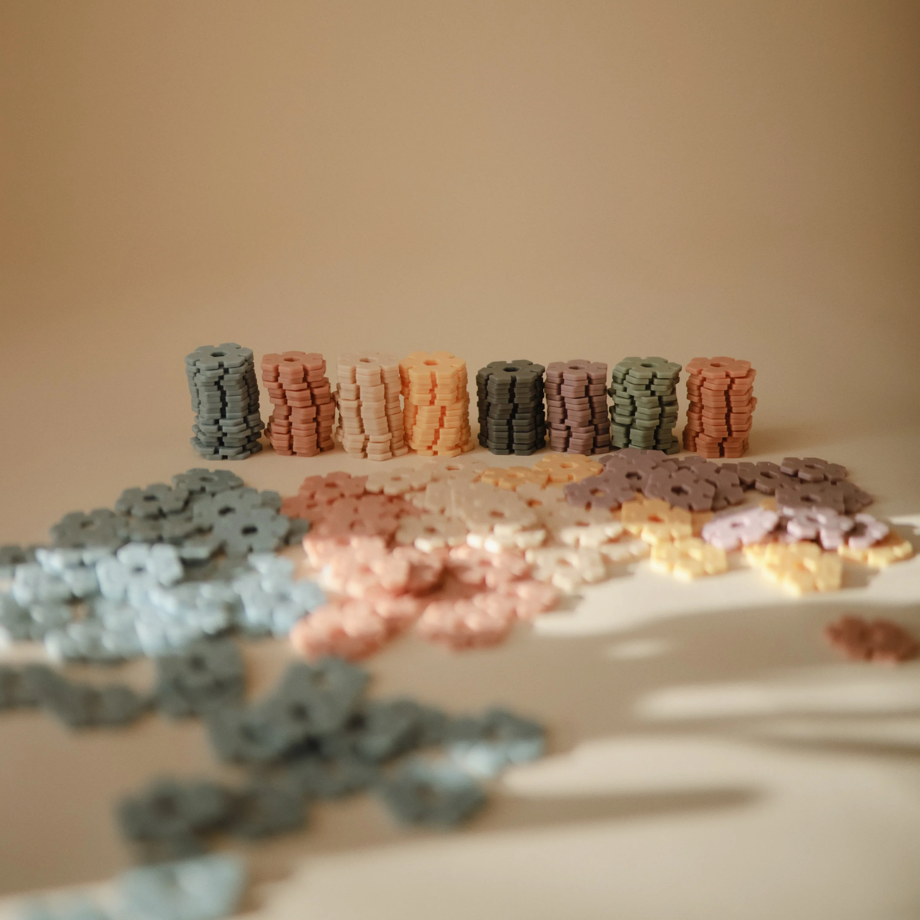 Mushie HEX Connect Building Toy Set - Image 9