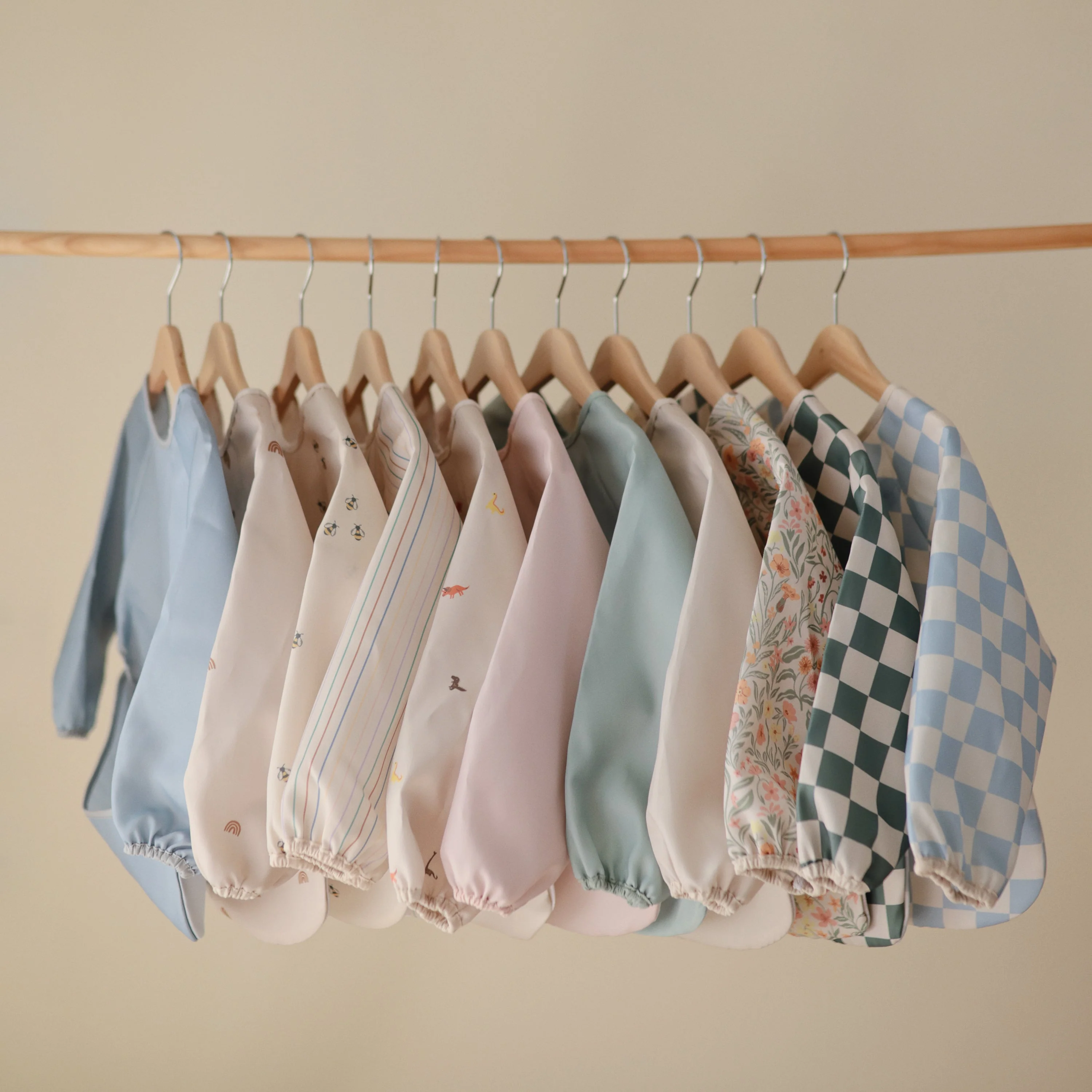 Mushie Long Sleeve Bib - Image 21