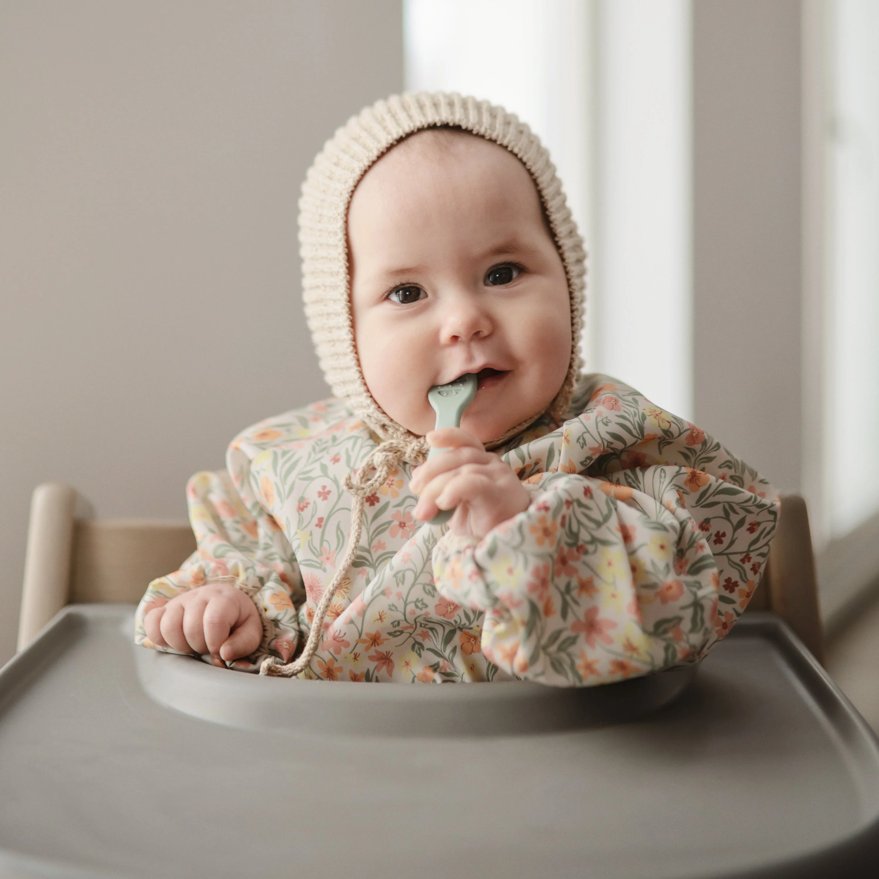 Mushie Long Sleeve Bib - Image 27