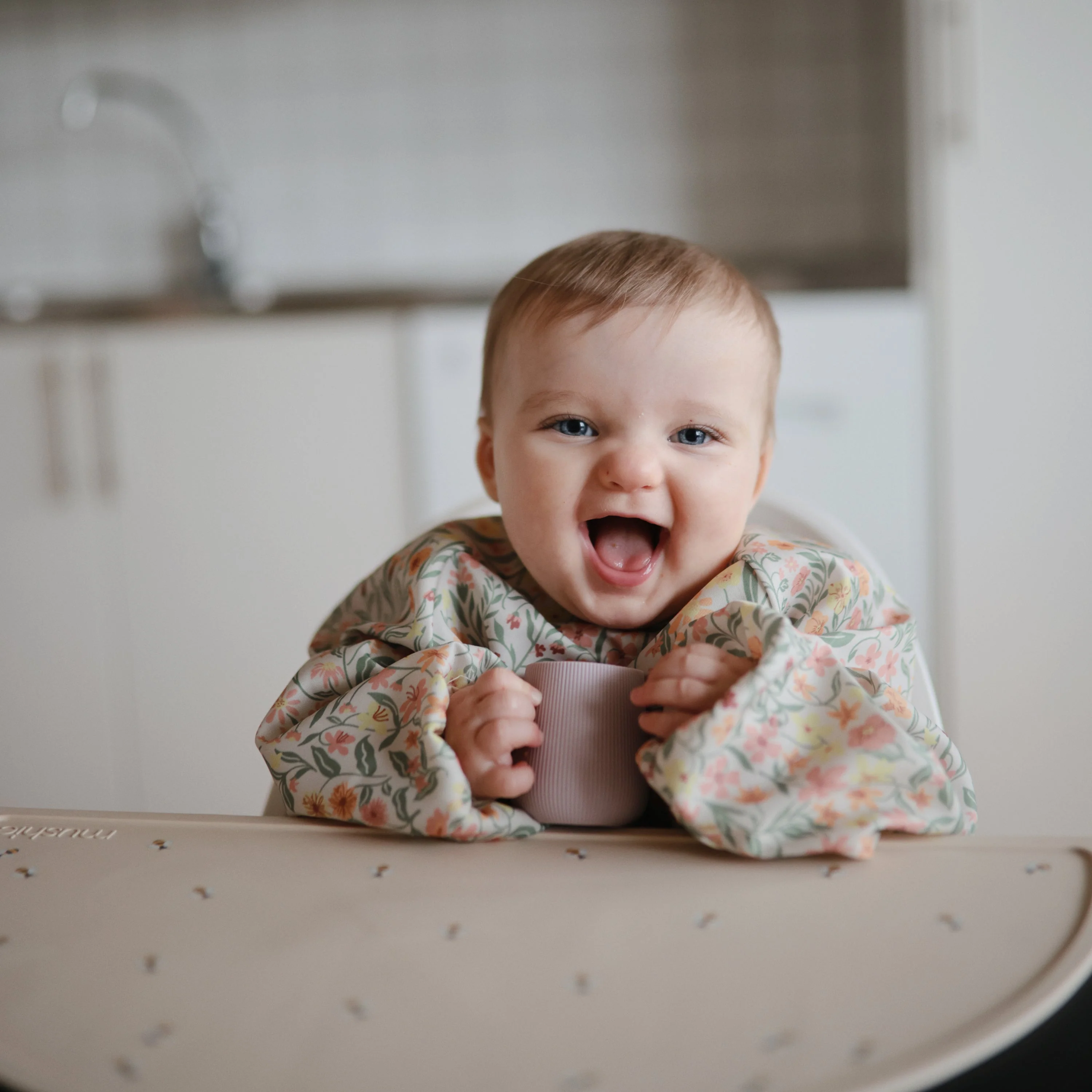 Mushie Long Sleeve Bib - Image 40