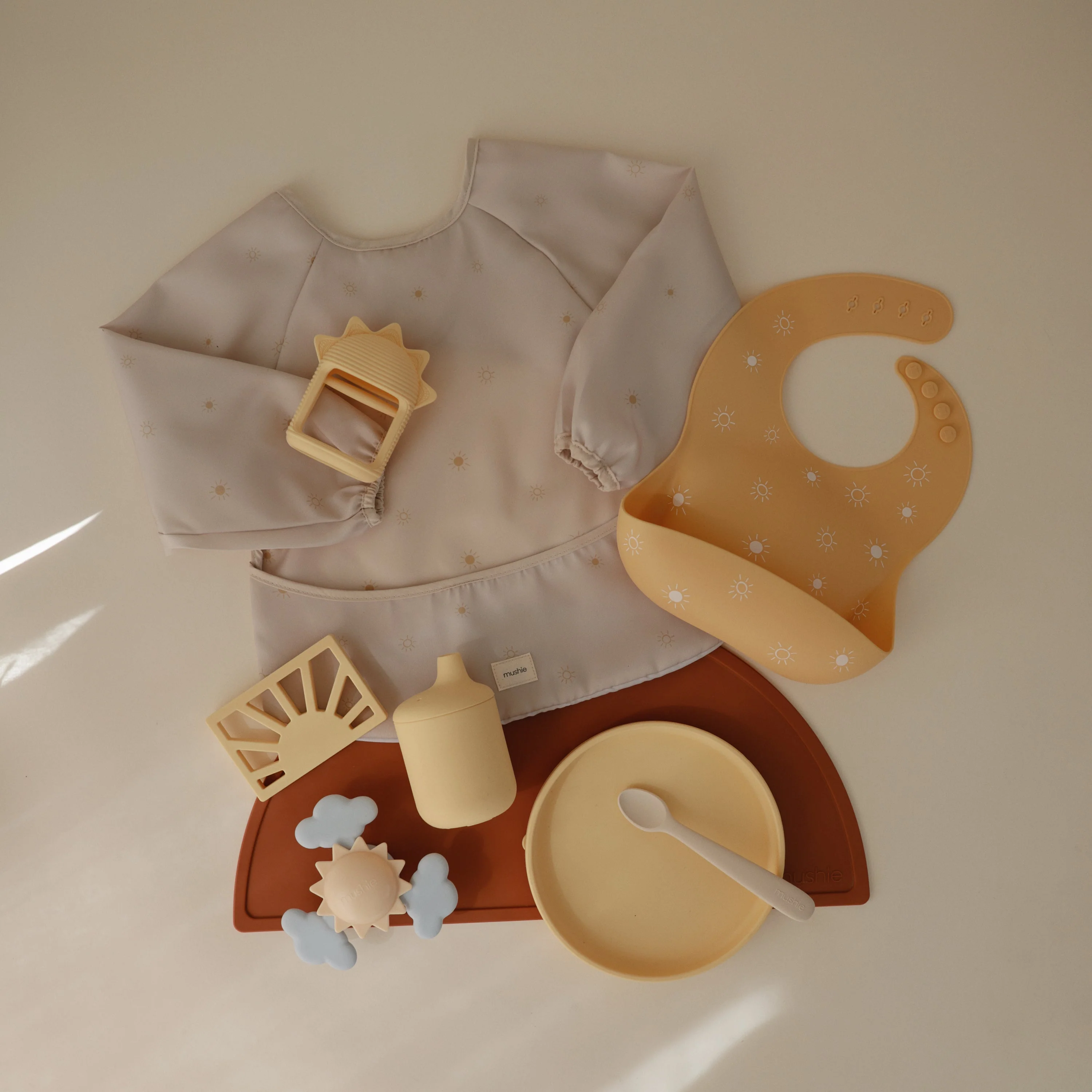 Mushie Long Sleeve Bib - Image 57