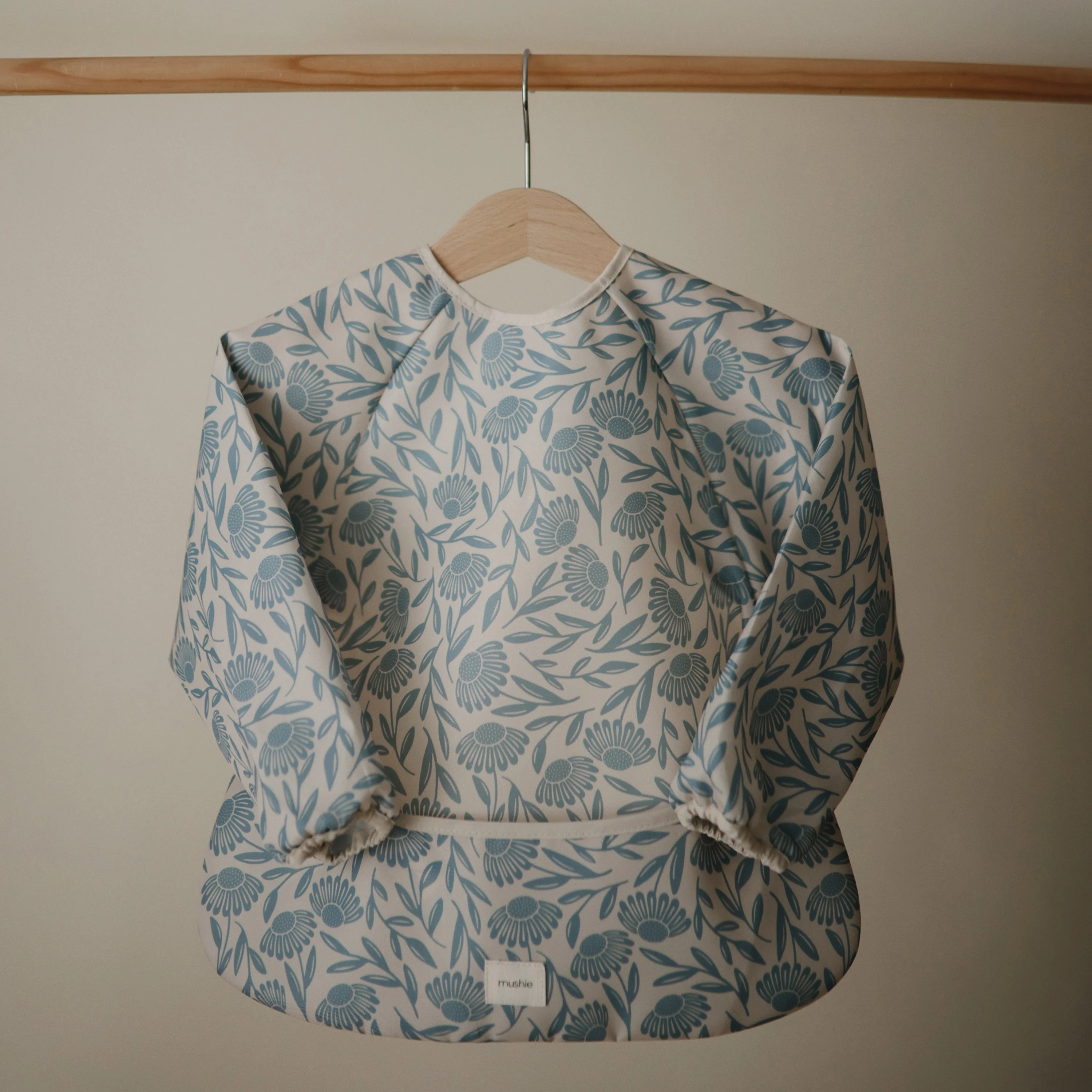 Mushie Long Sleeve Bib - Image 75
