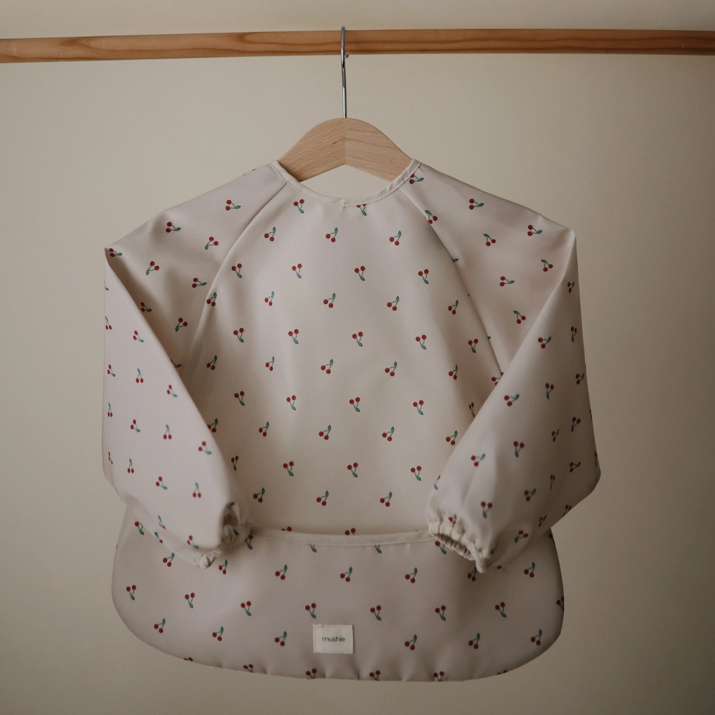 Mushie Long Sleeve Bib - Image 76