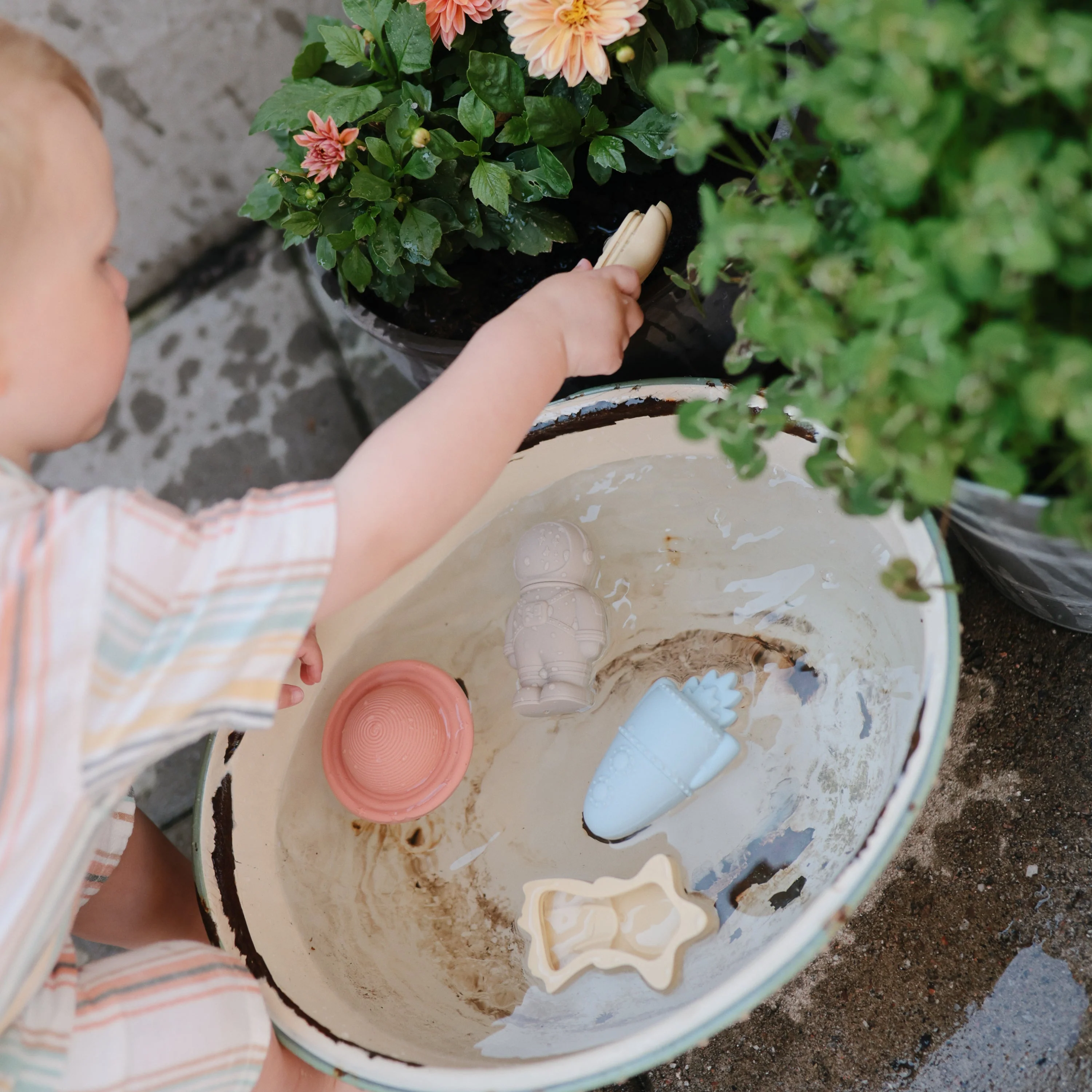Mushie Mold Free Bath Play Set - Image 23