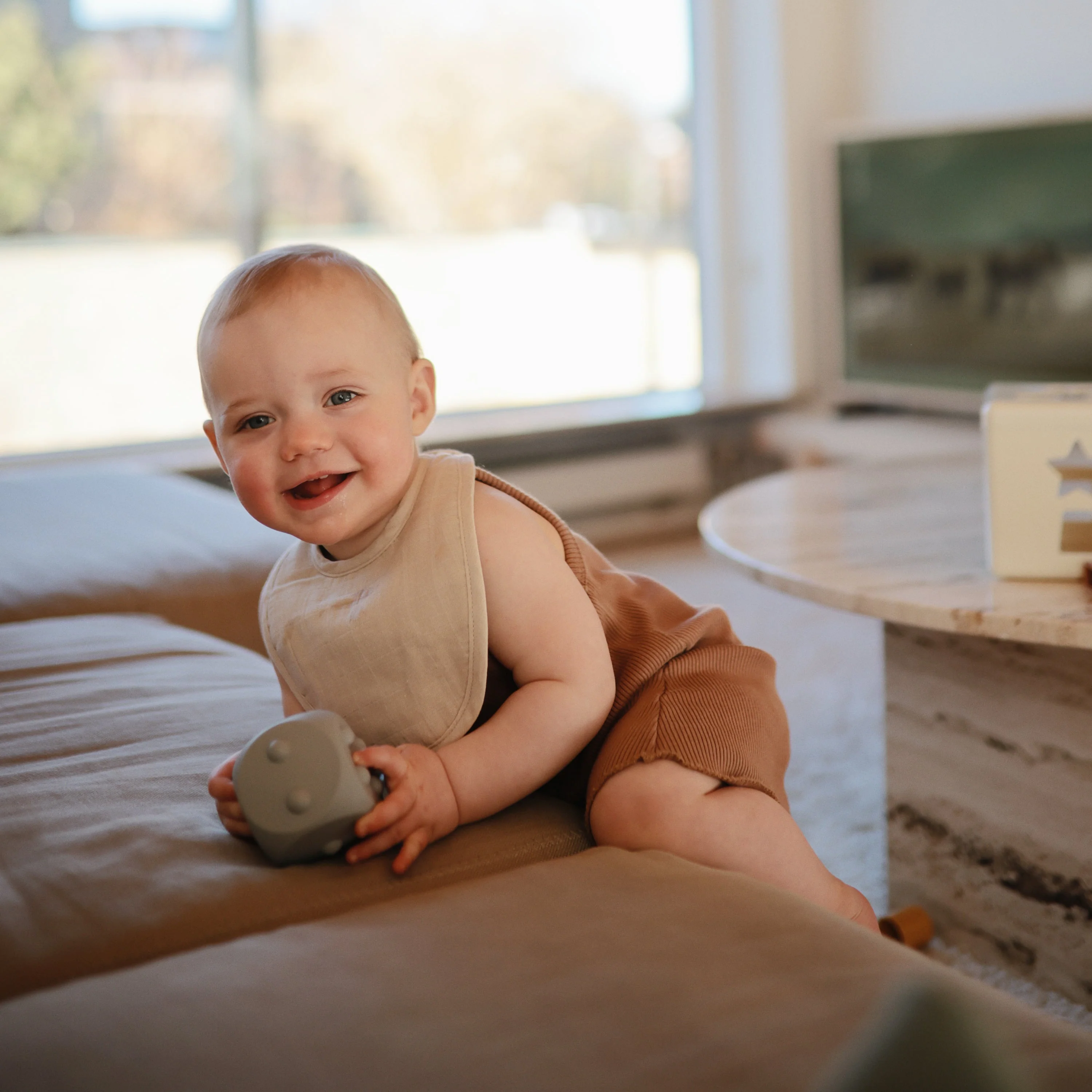 Mushie Muslin Bib - Image 14