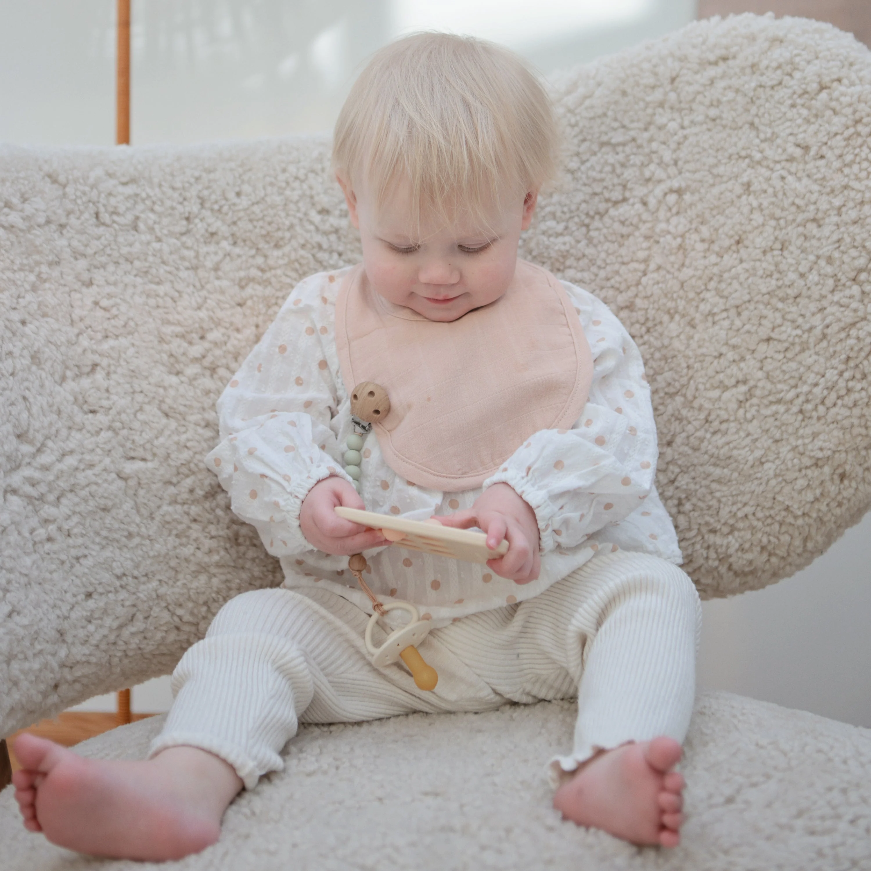 Mushie Muslin Bib - Image 20