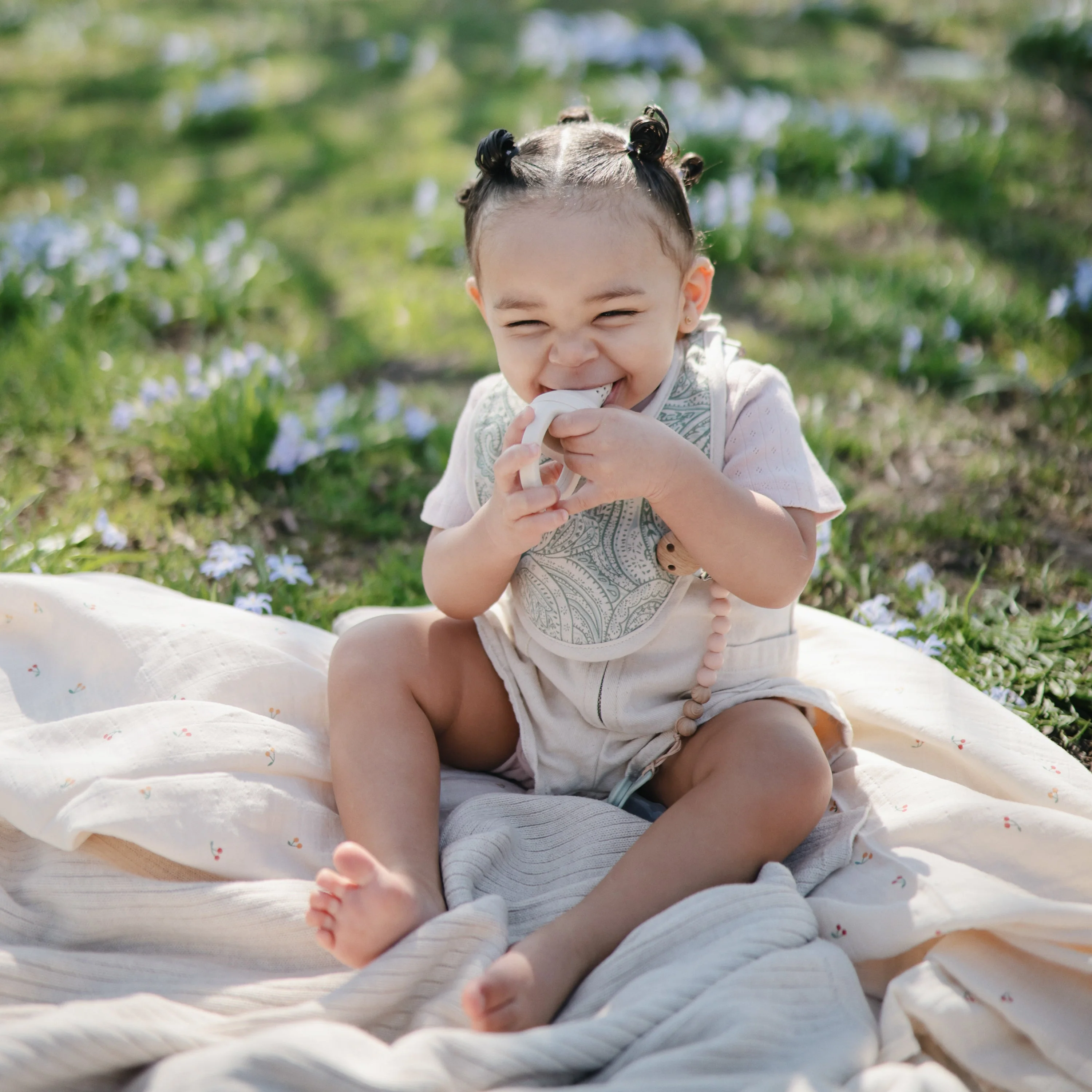 Mushie Muslin Bib - Image 26