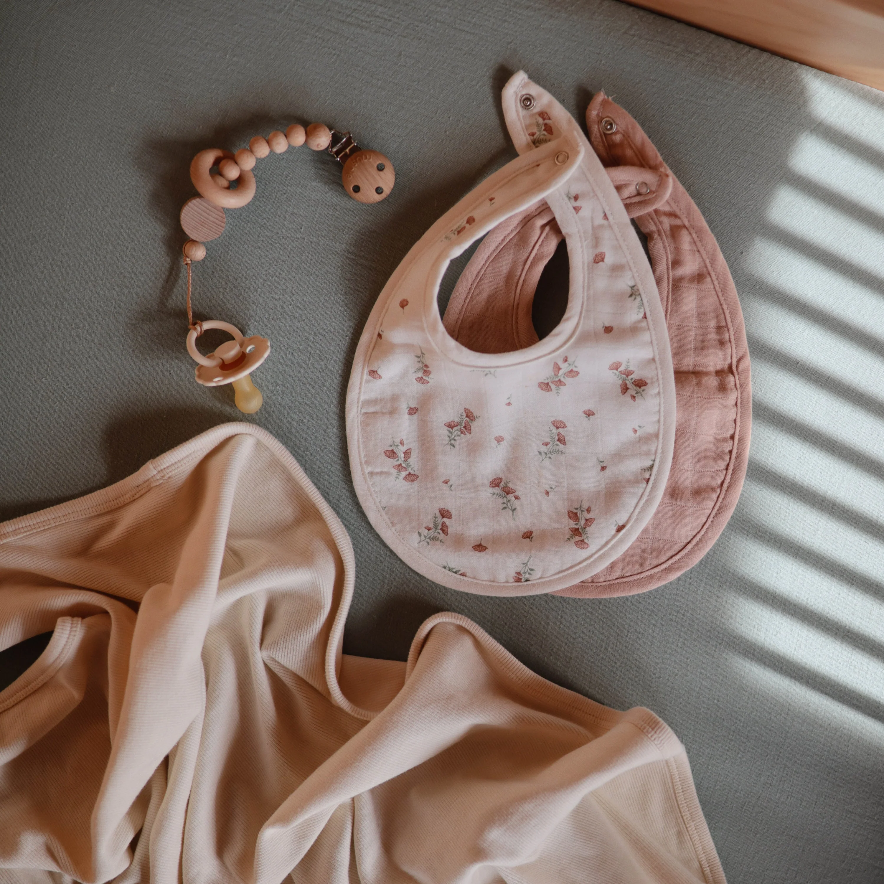 Mushie Muslin Bib - Image 34