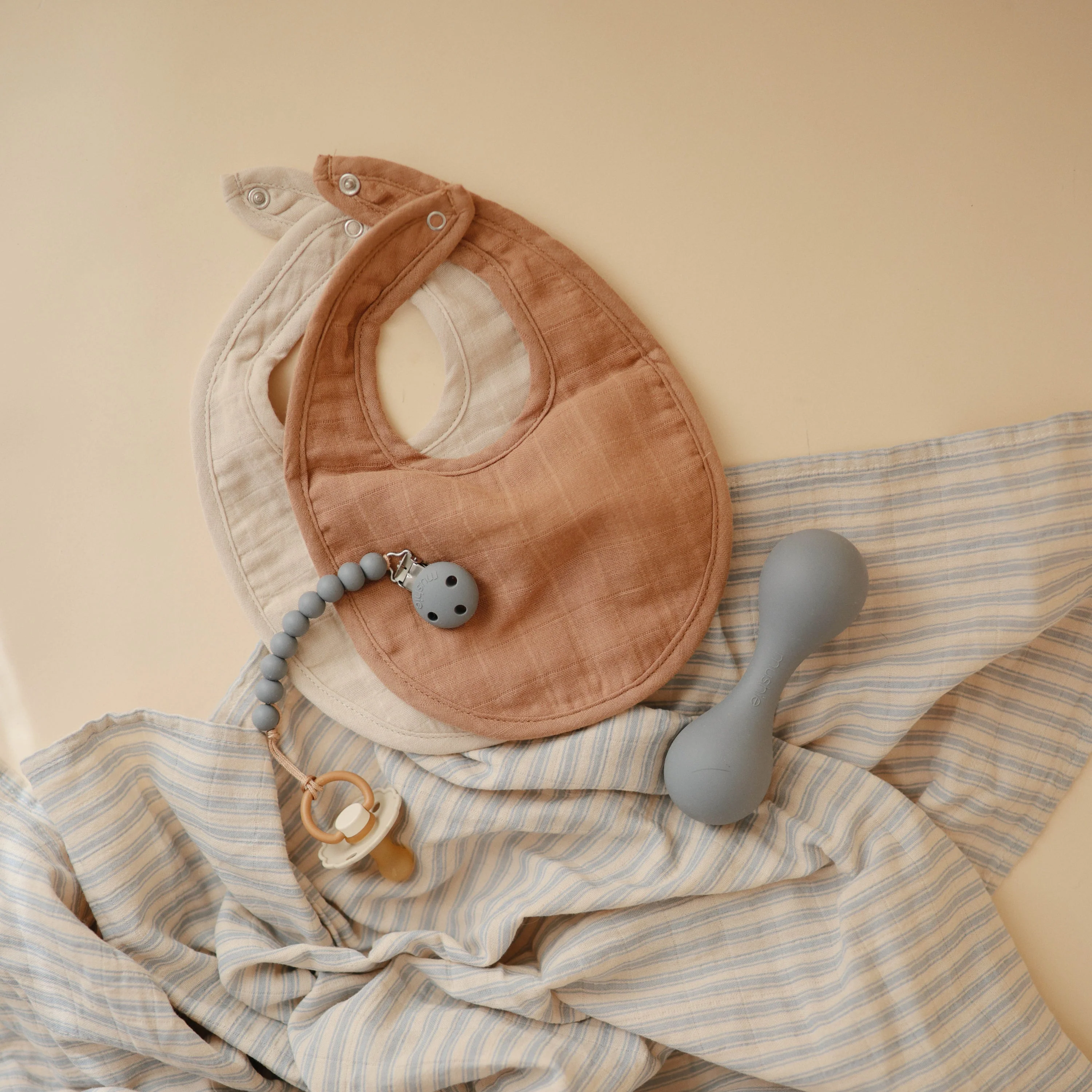 Mushie Muslin Bib - Image 40