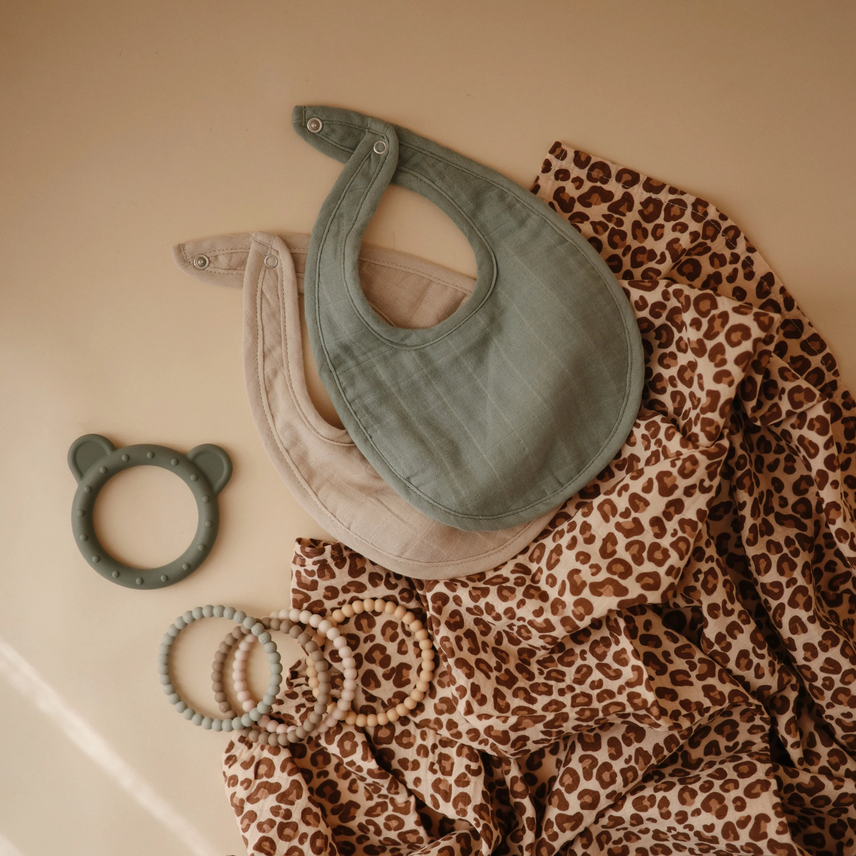 Mushie Muslin Bib - Image 42