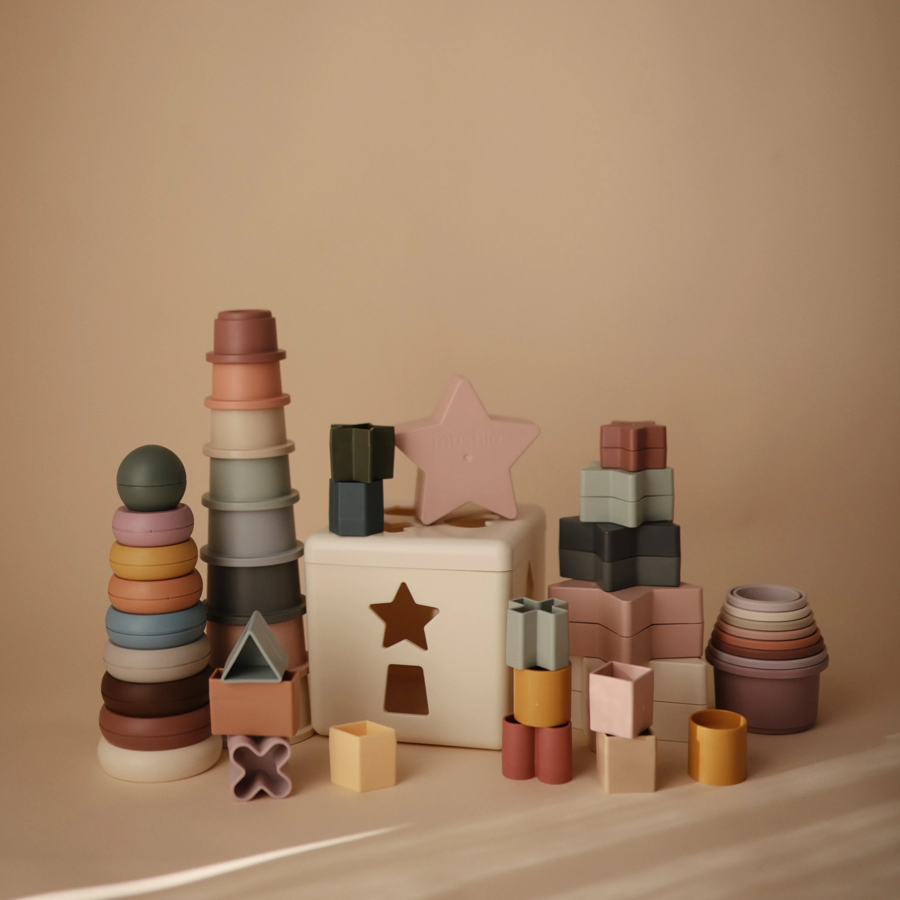 Mushie Nesting Stars Toy - Image 9