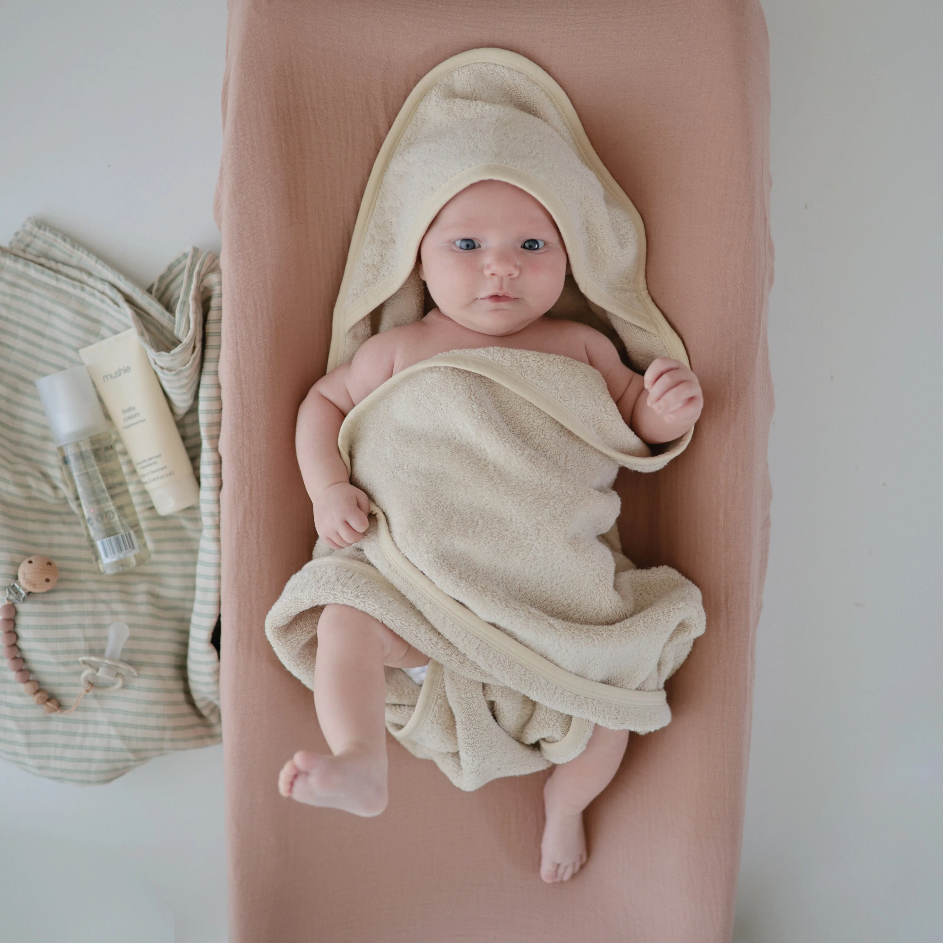 Mushie Organic Cotton Baby Hooded Towel - Image 33