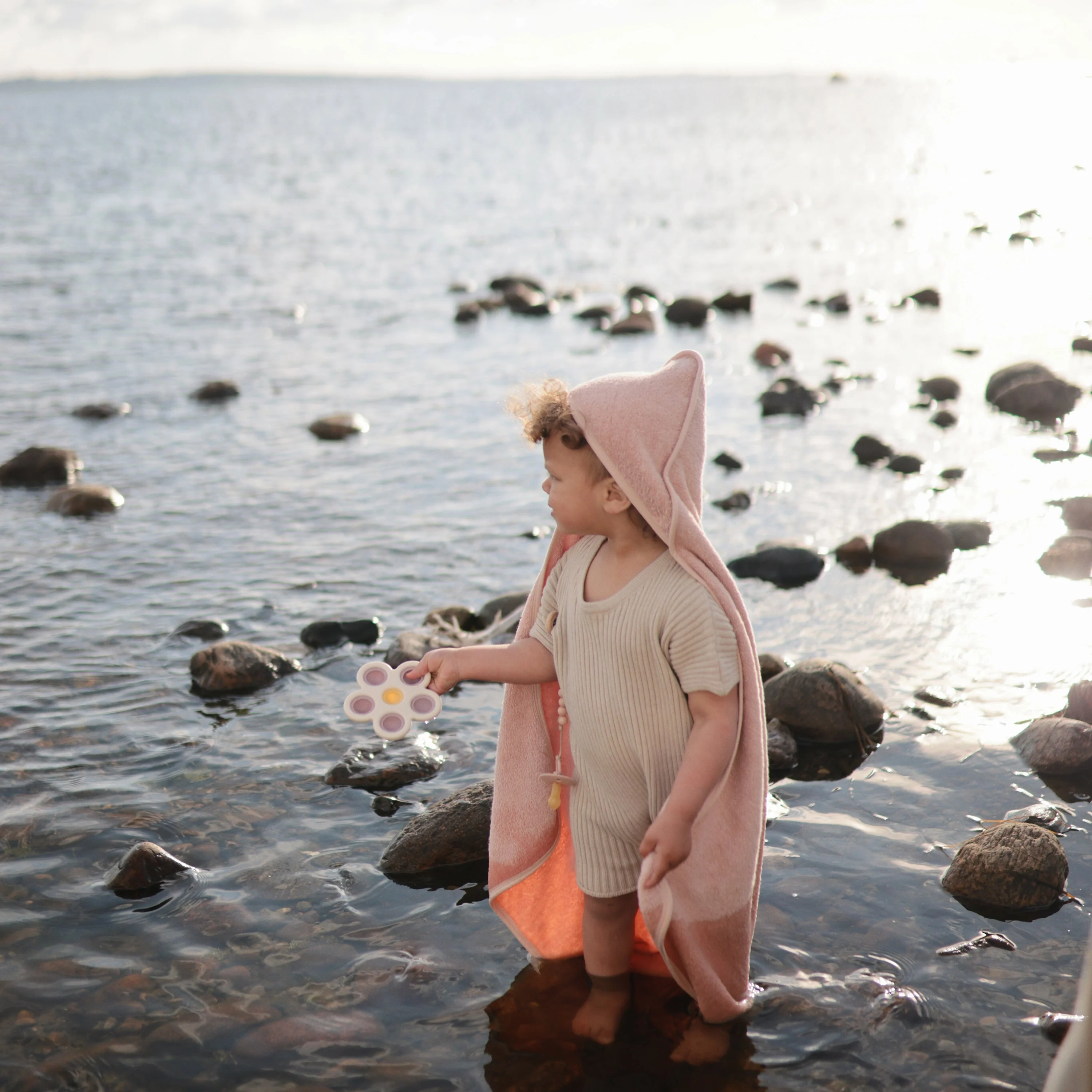 Mushie Organic Cotton Baby Hooded Towel - Image 41