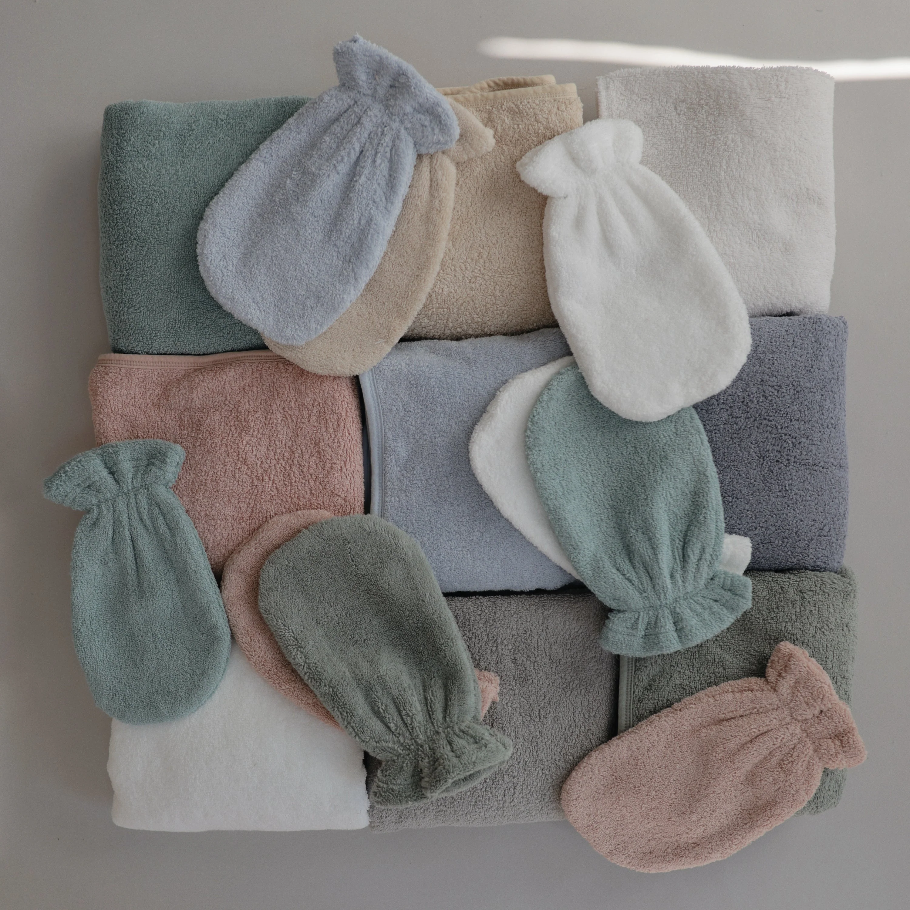 Mushie Organic Cotton Bath Mitt - Image 33