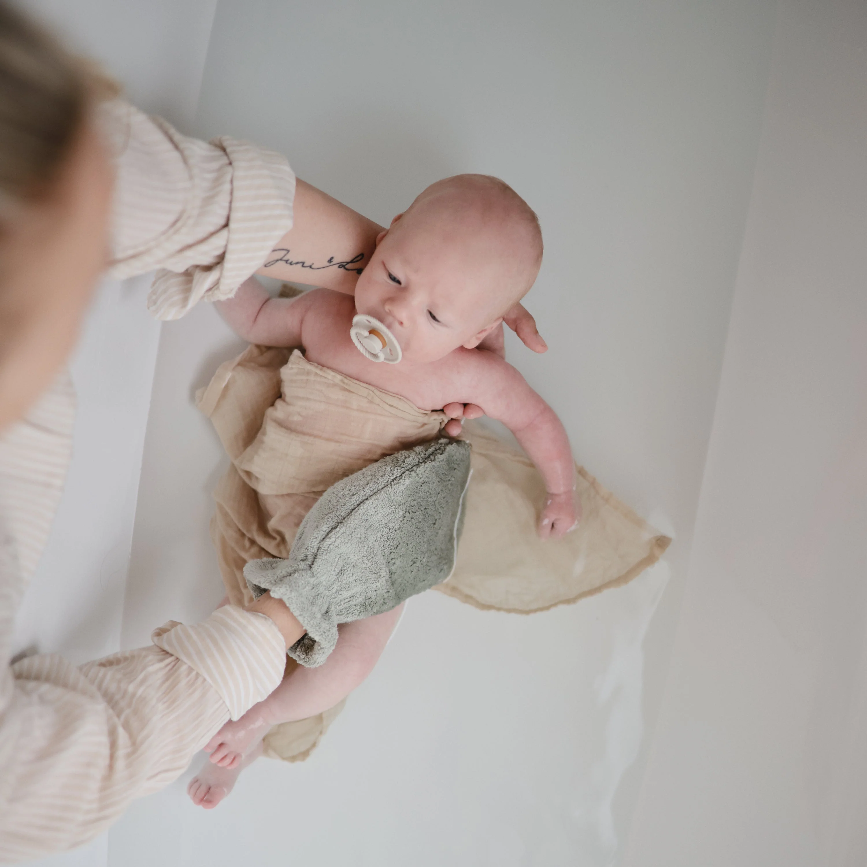 Mushie Organic Cotton Muslin Cloths 3-Pack - Image 31