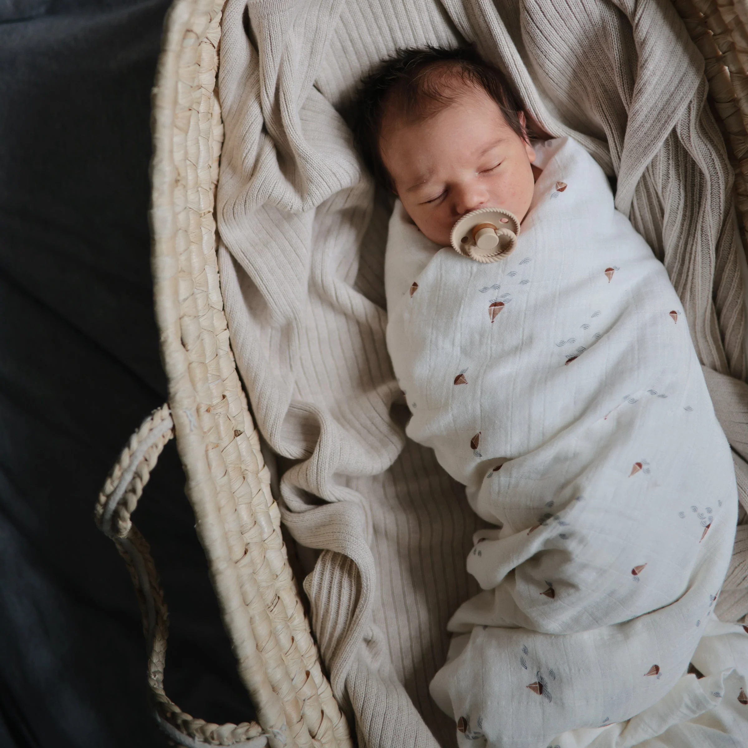 Mushie Organic Cotton Muslin Swaddle Blanket - Image 102