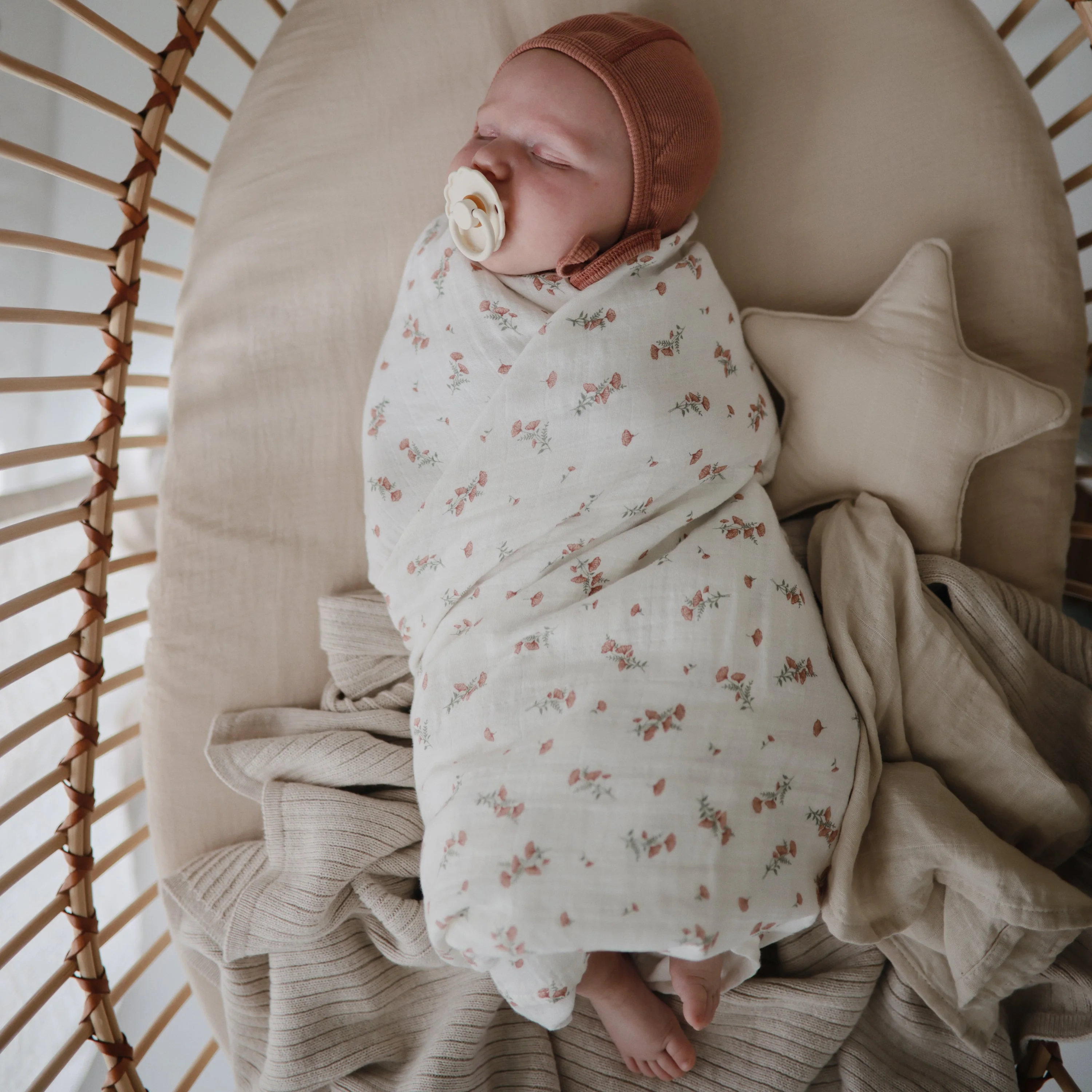 Mushie Organic Cotton Muslin Swaddle Blanket - Image 137