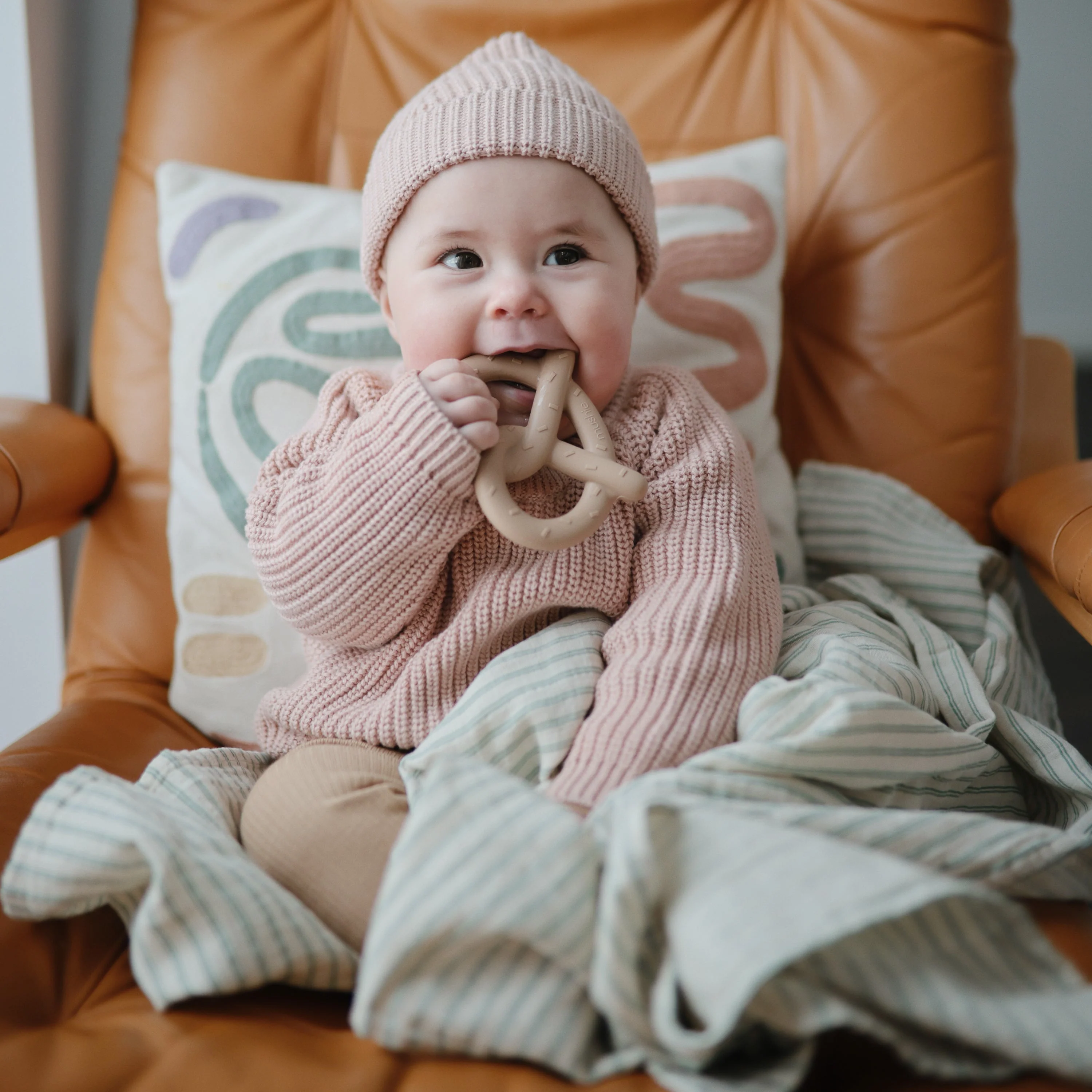 Mushie Organic Cotton Muslin Swaddle Blanket - Image 161