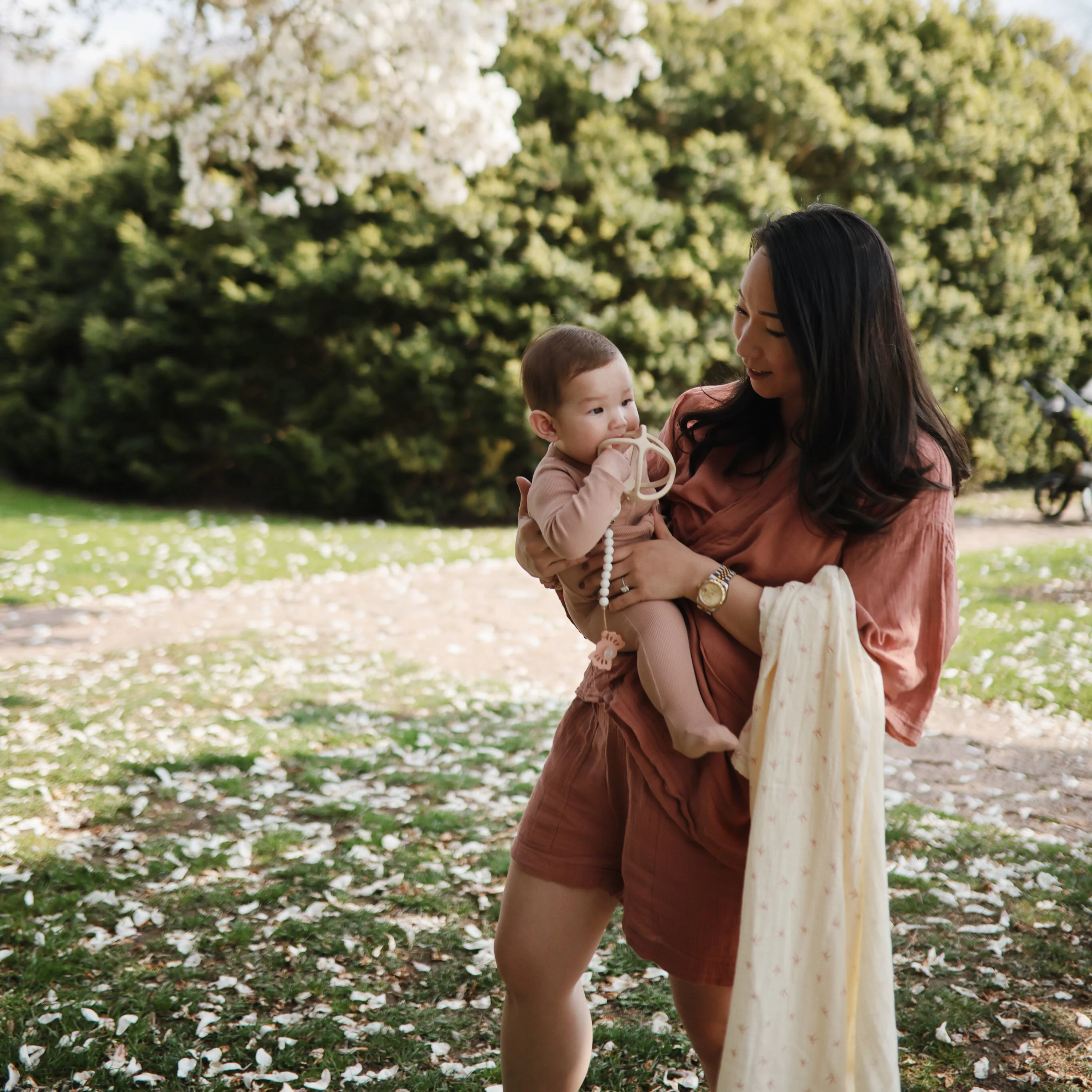 Mushie Organic Cotton Muslin Swaddle Blanket - Image 180