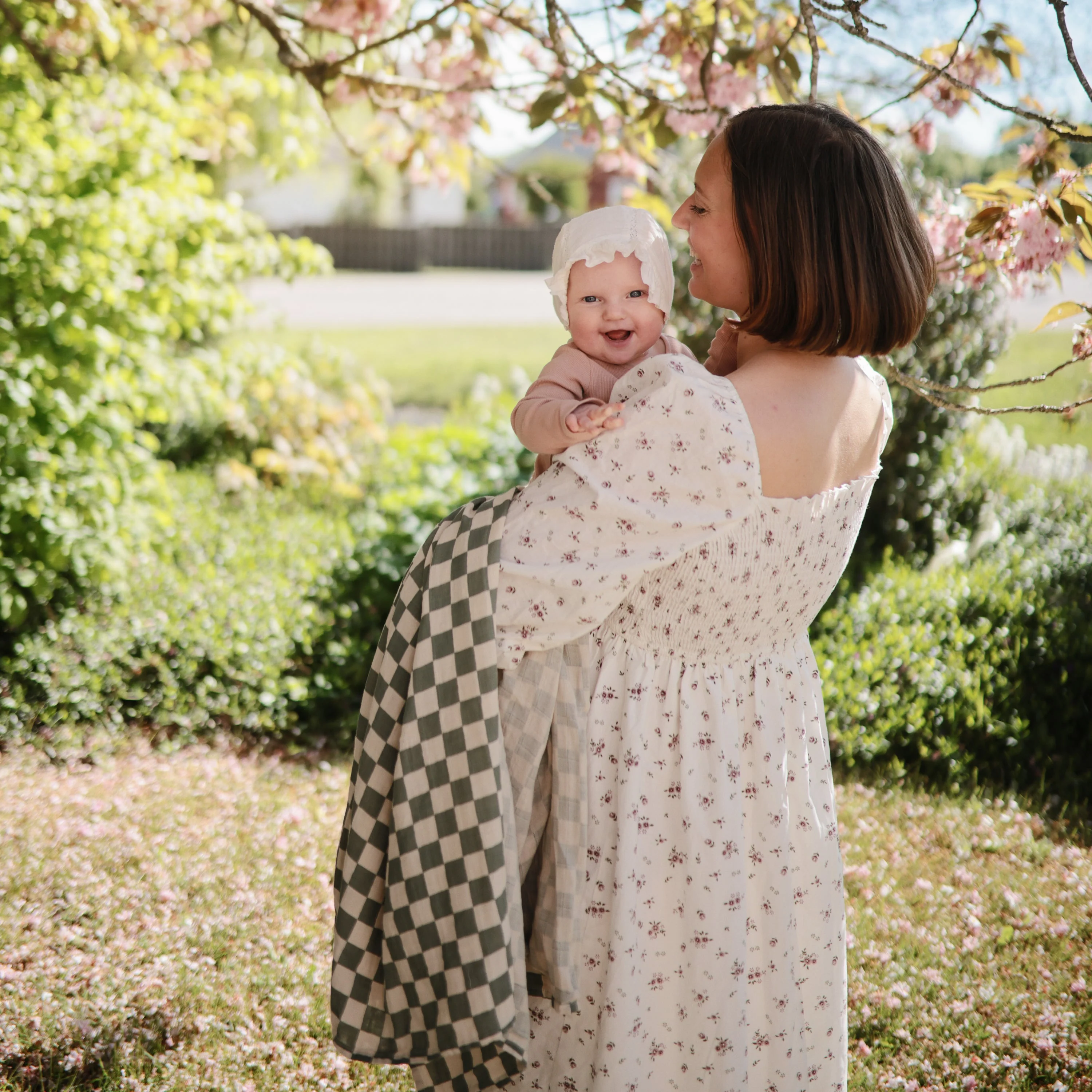 Mushie Organic Cotton Muslin Swaddle Blanket - Image 185